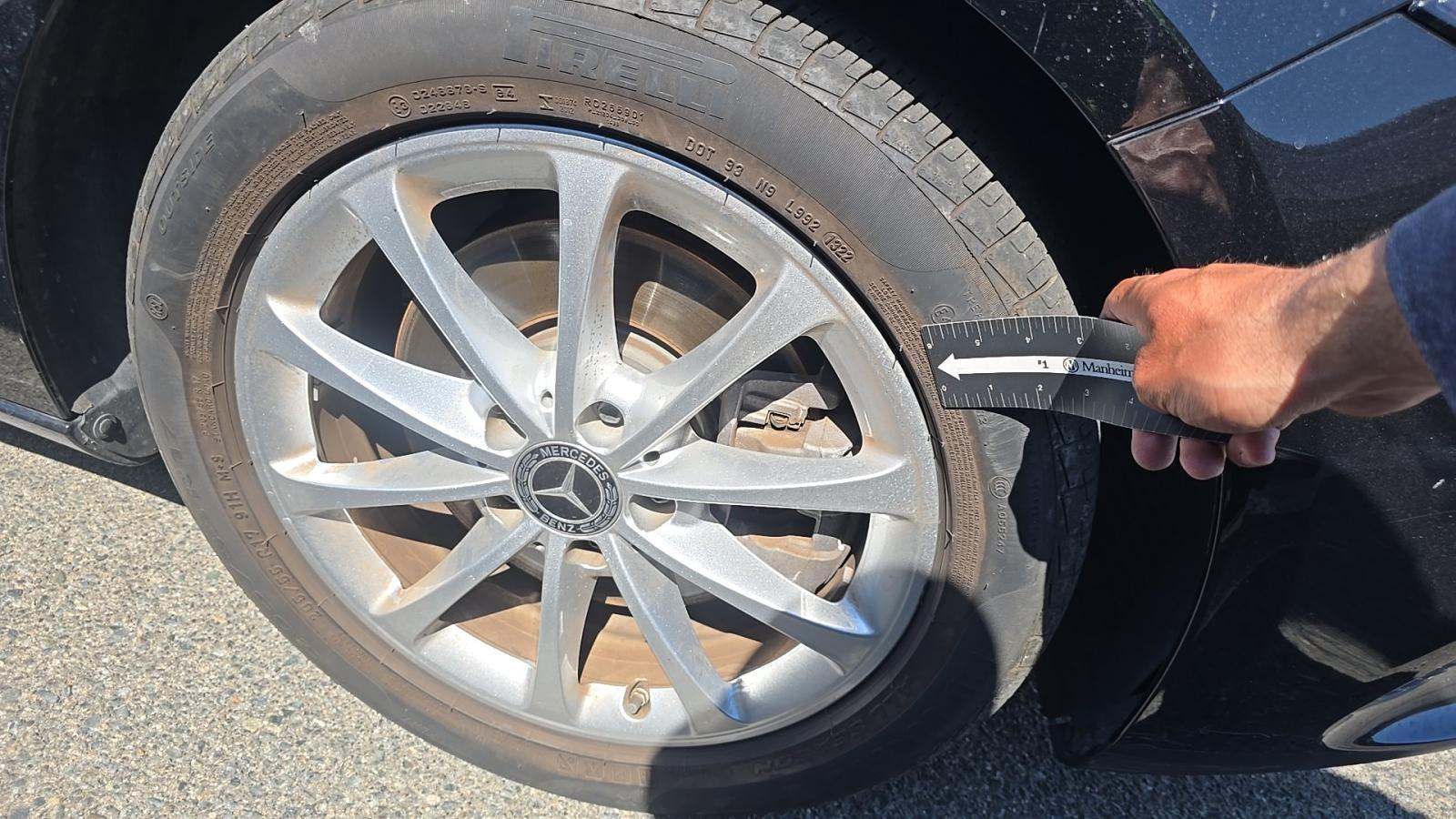 2021 Mercedes-Benz A-Class A 220 FWD