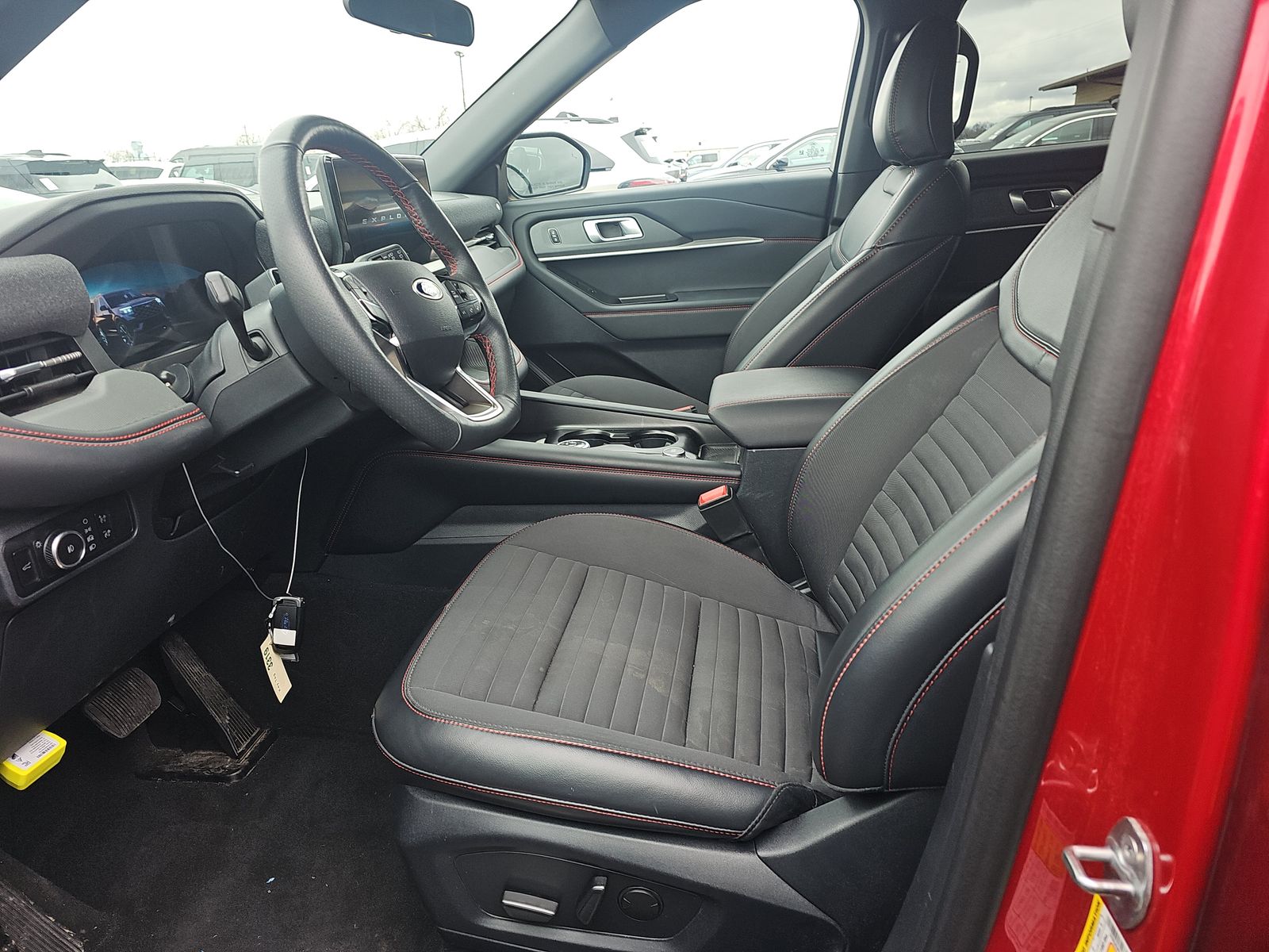 2025 Ford Explorer ST-Line AWD