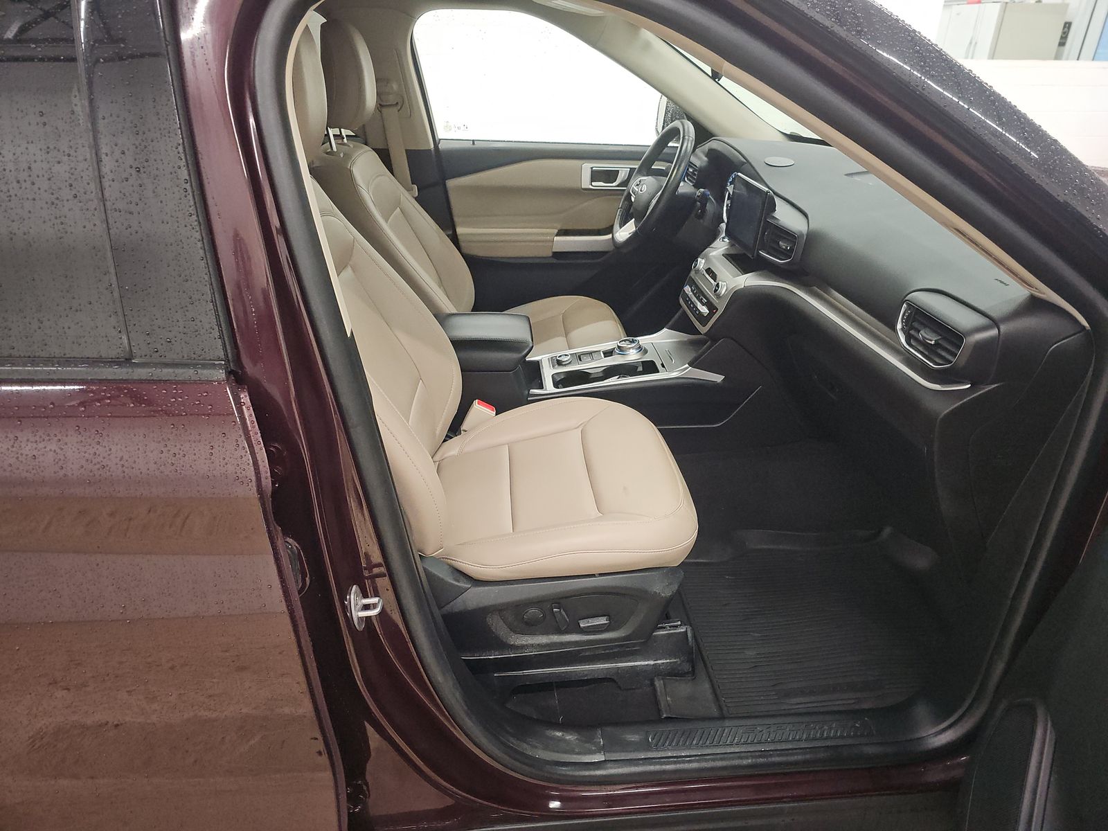 2022 Ford Explorer XLT AWD