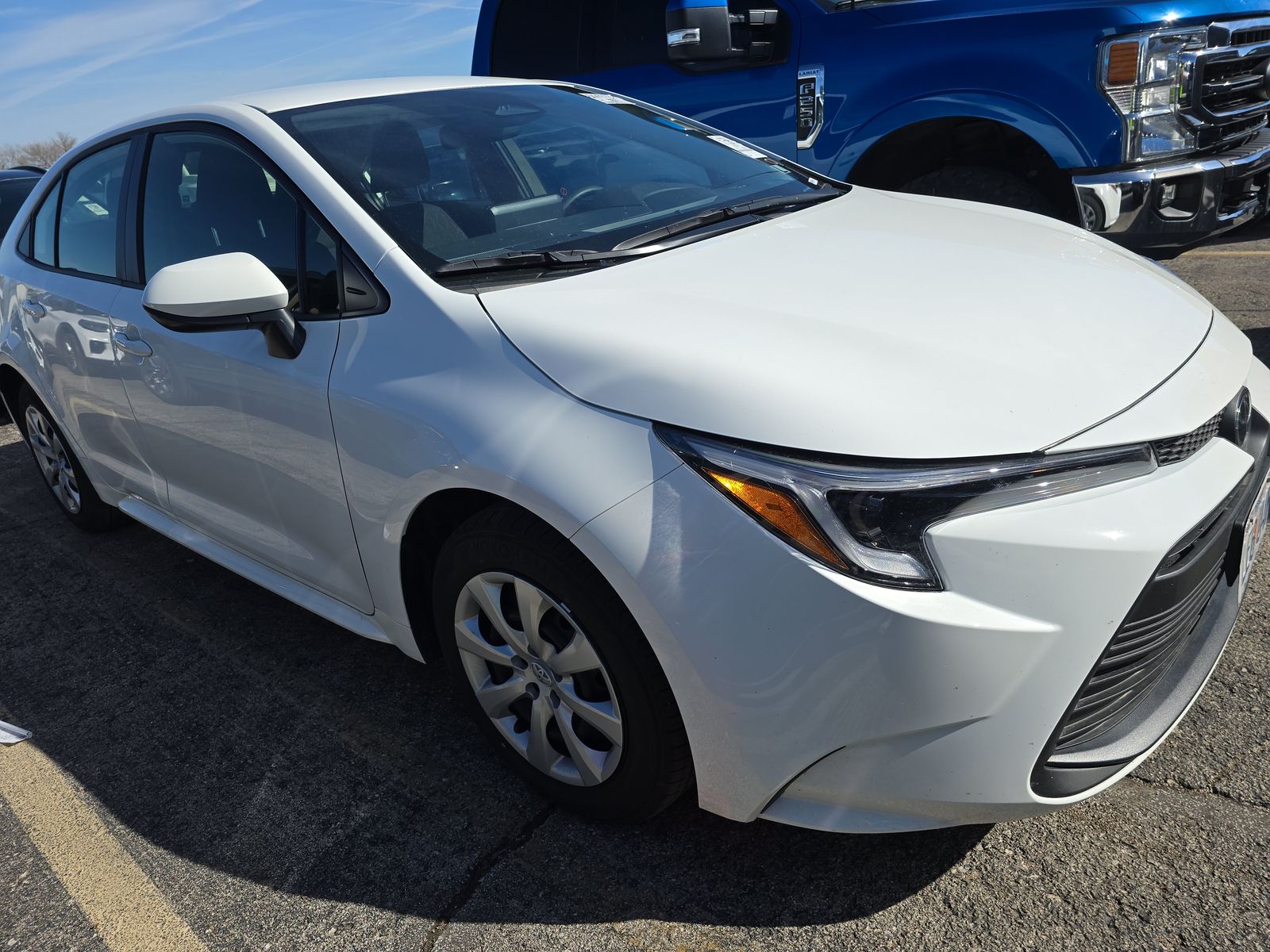 2026 Toyota Corolla Hybrid LE FWD