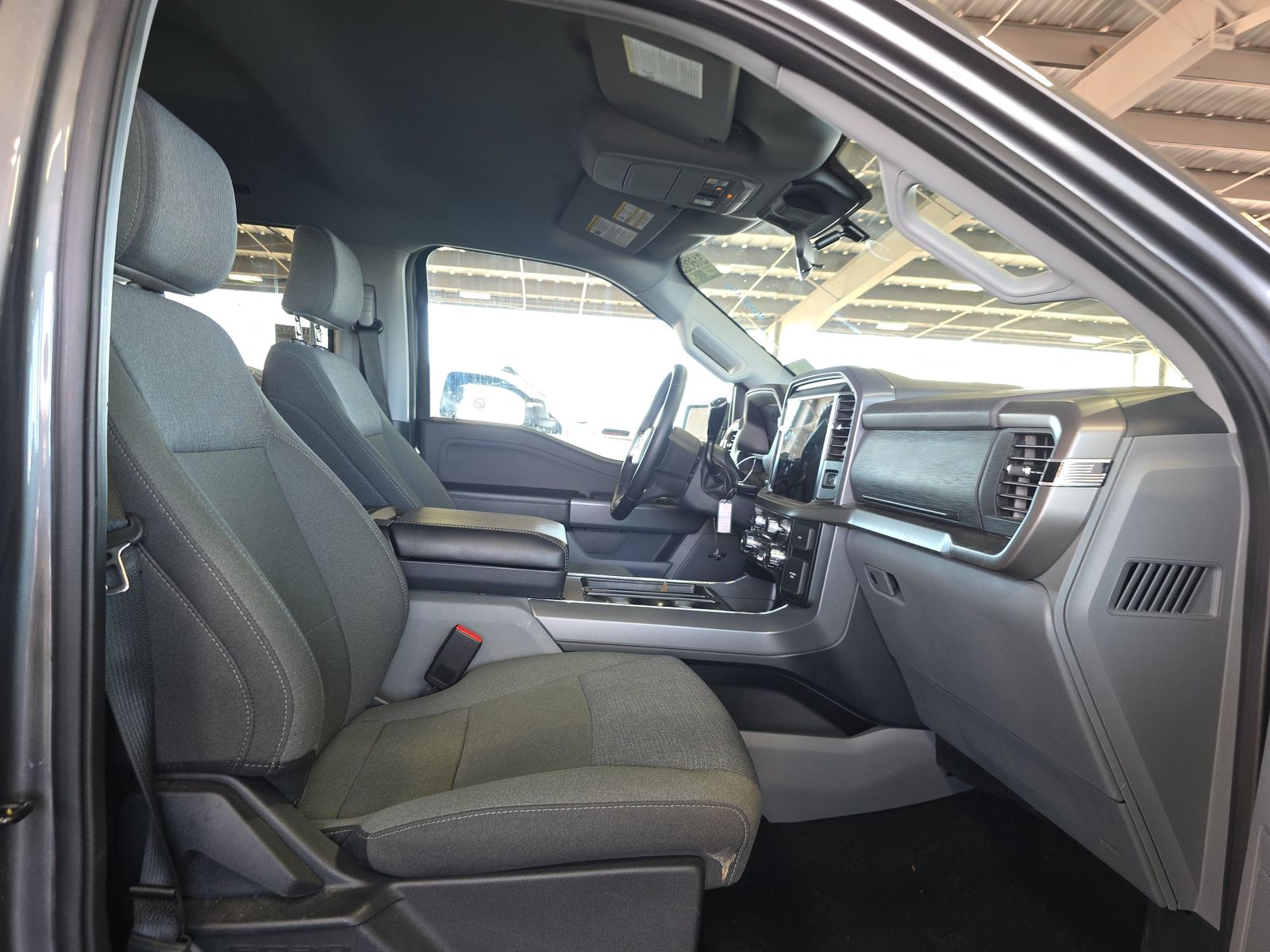 2025 Ford F-150 Hybrid XLT AWD