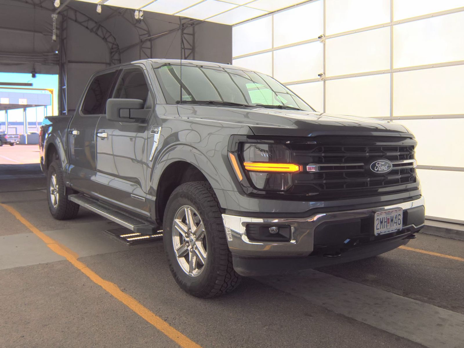 2025 Ford F-150 Hybrid XLT AWD