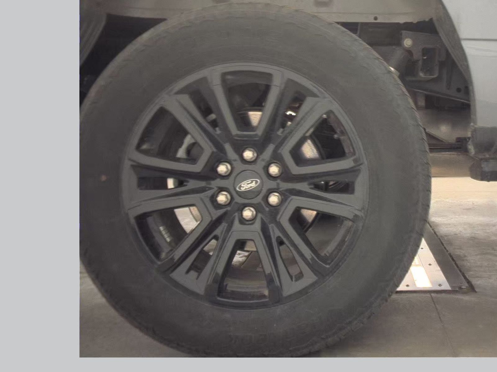 2025 Ford F-150 Hybrid Platinum AWD