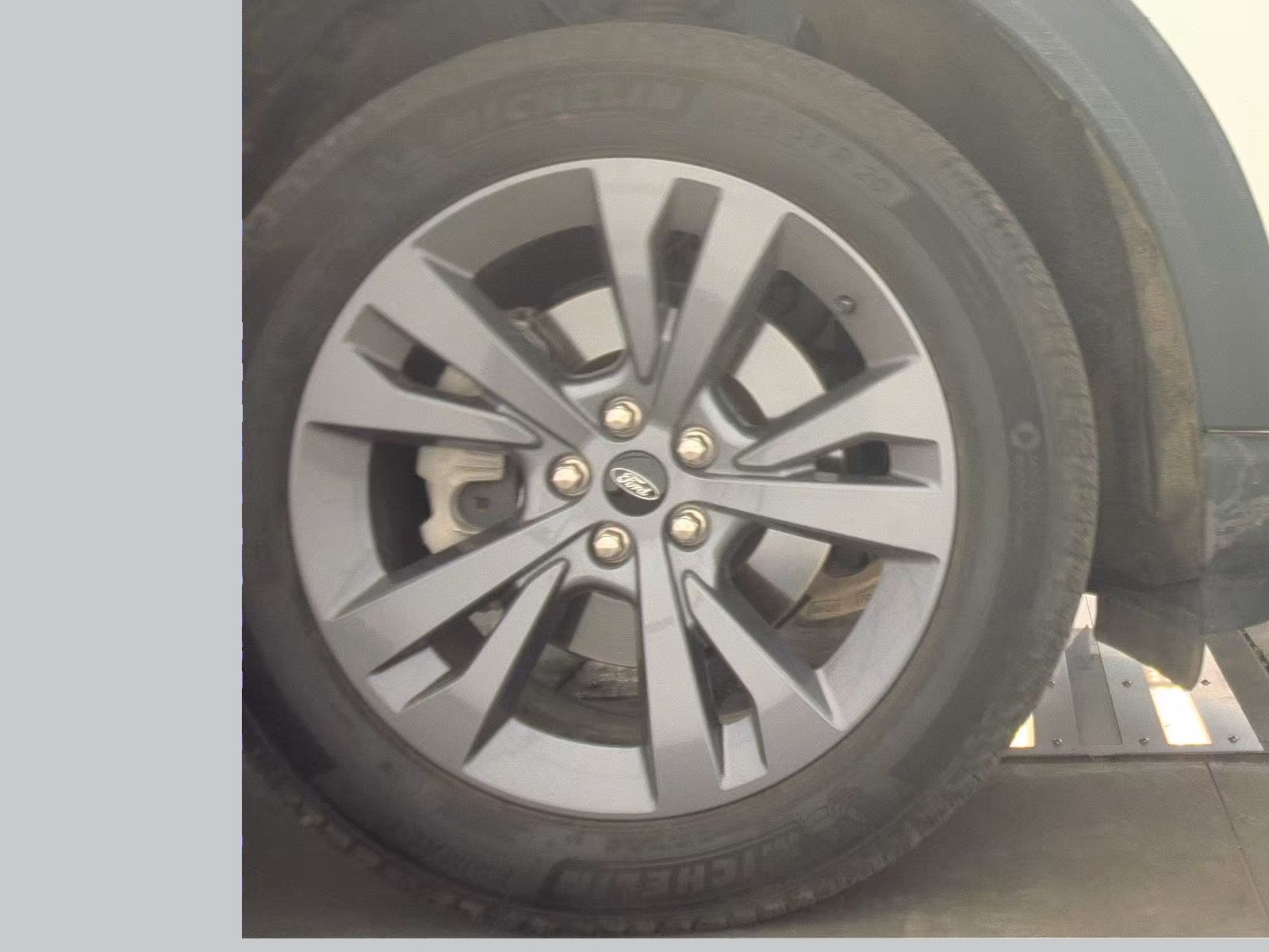 2025 Ford Explorer Active AWD