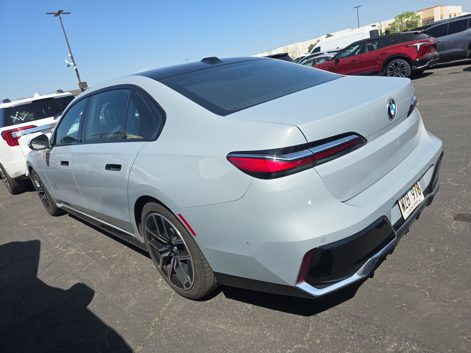 2024 BMW 7 Series 740i RWD