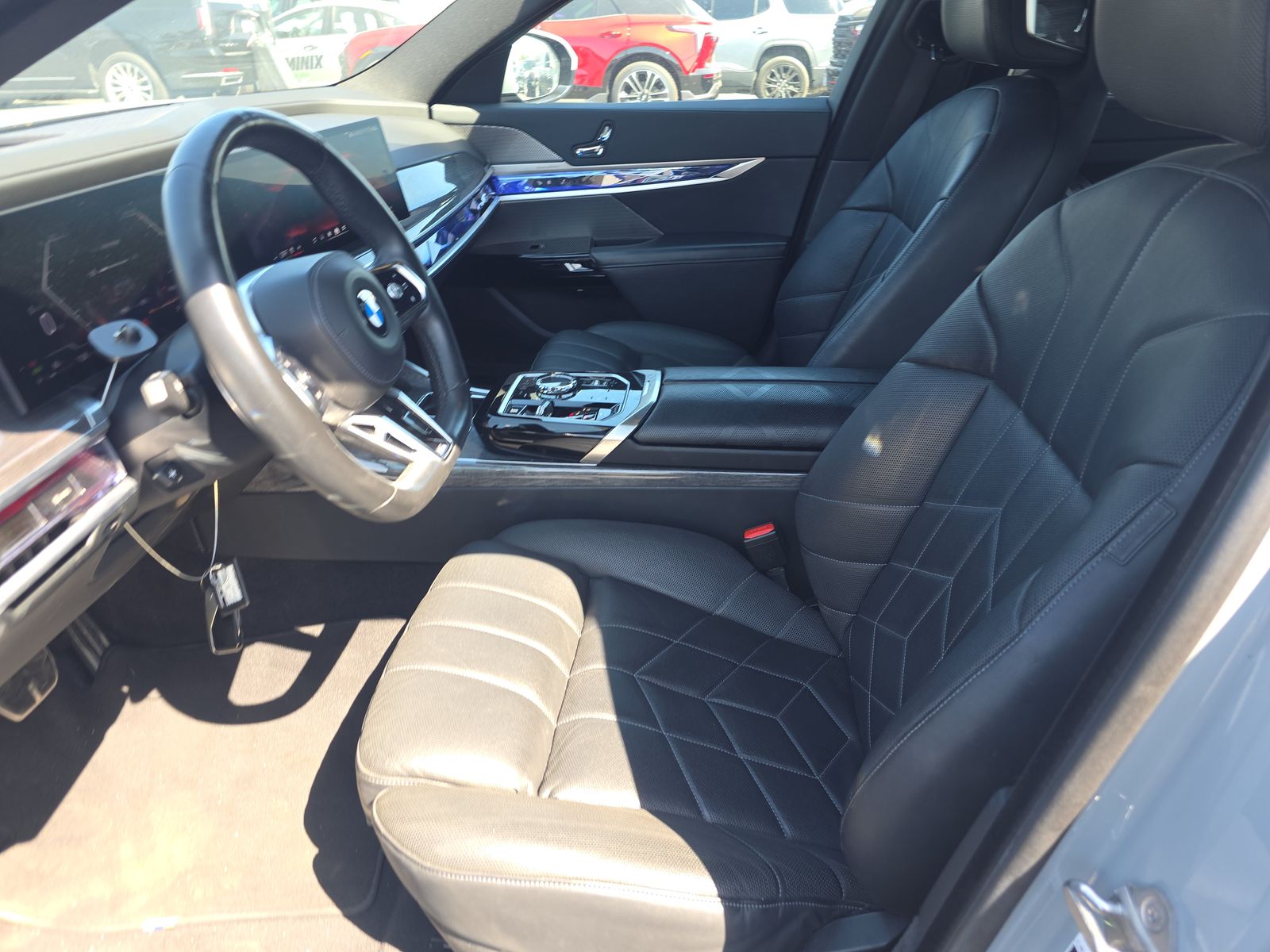 2024 BMW 7 Series 740i RWD