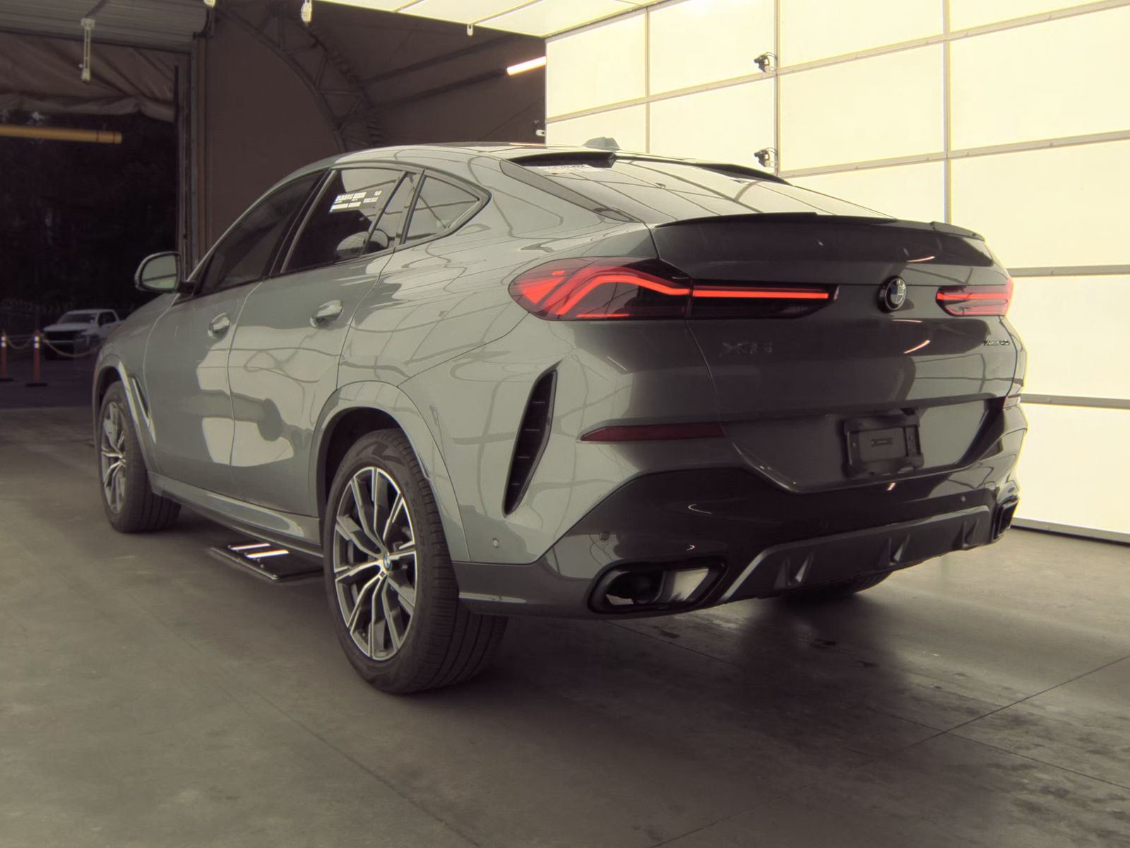 2025 BMW X6 xDrive40i AWD