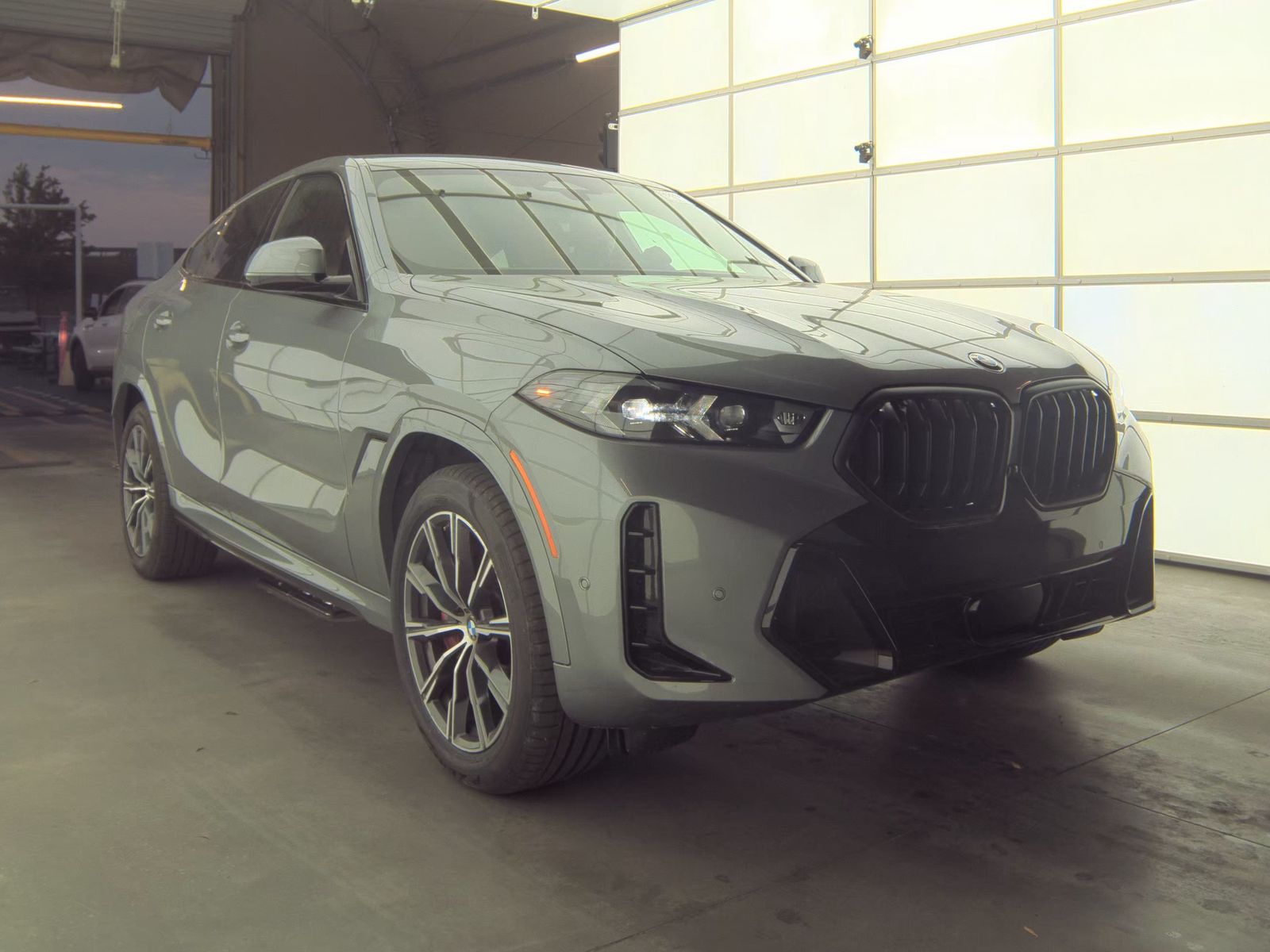 2025 BMW X6 xDrive40i AWD