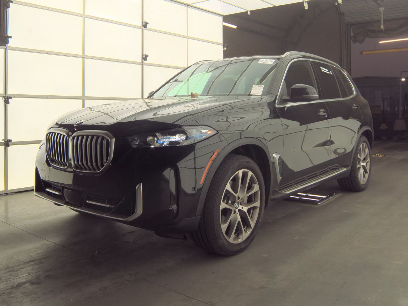 2025 BMW X5 xDrive40i AWD