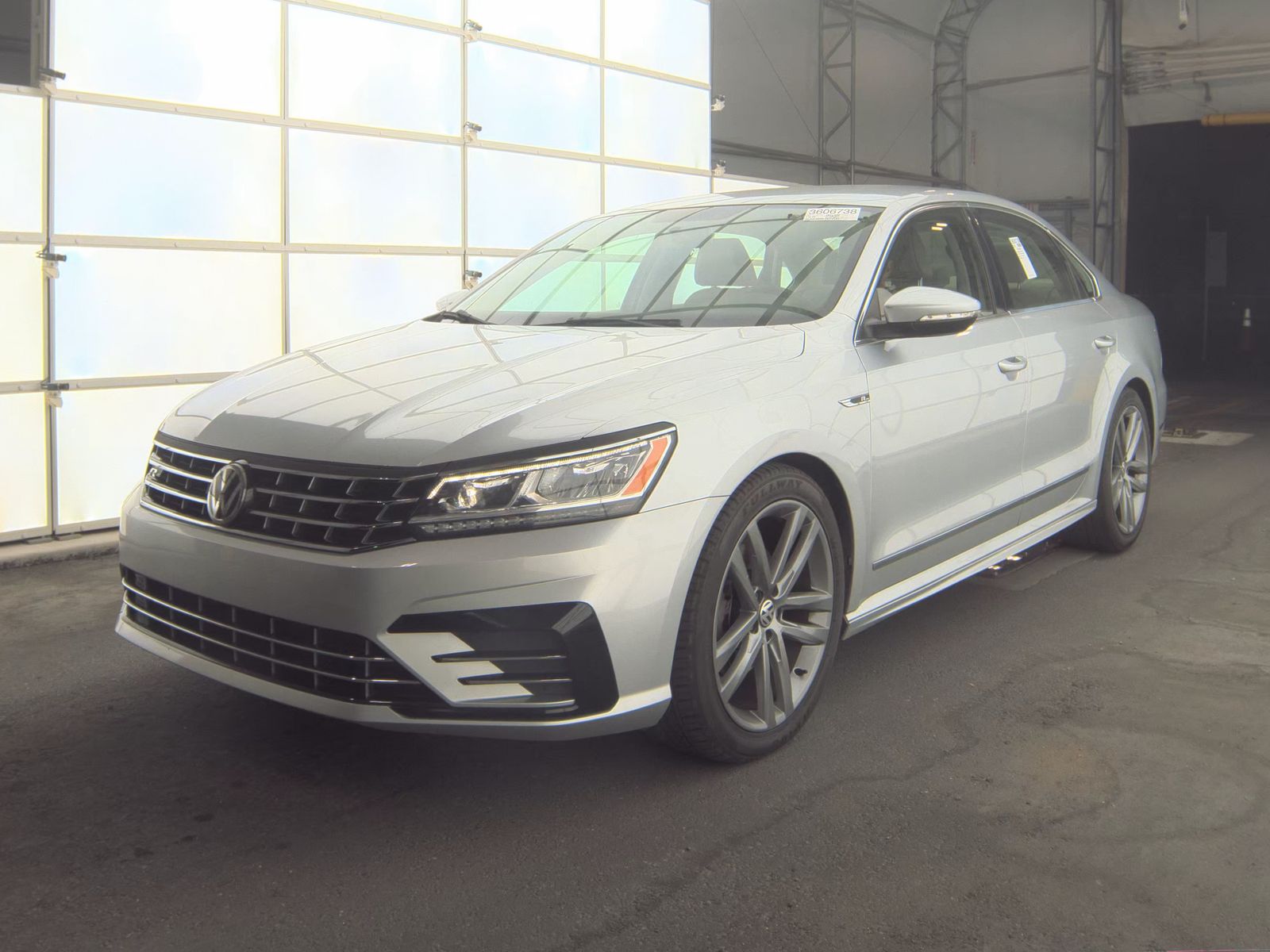 2017 Volkswagen Passat 1.8T R-Line FWD