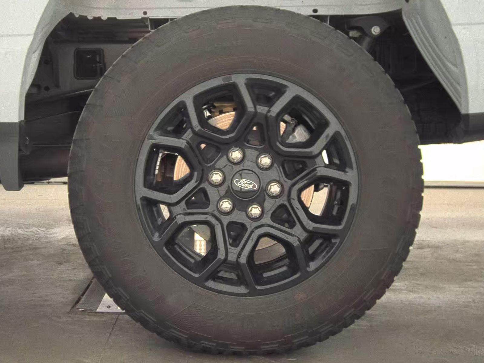 2025 Ford F-150 XLT AWD