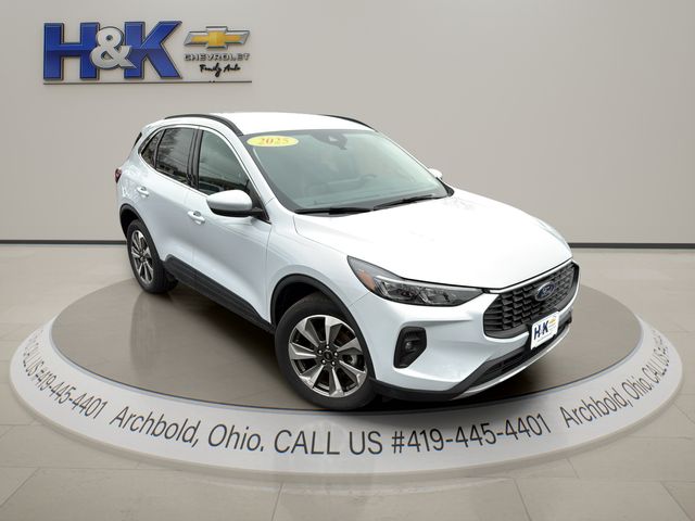 2025 Ford Escape Platinum AWD