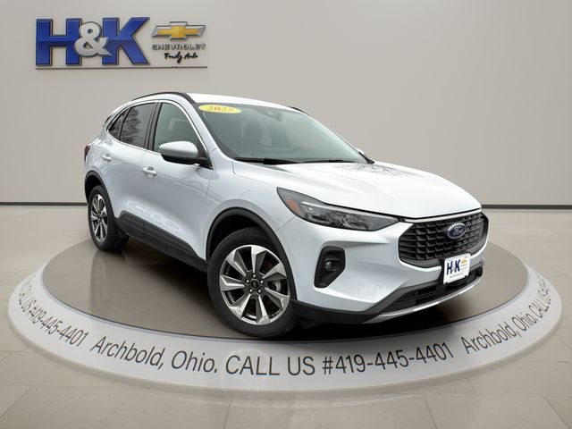 2025 Ford Escape Platinum AWD