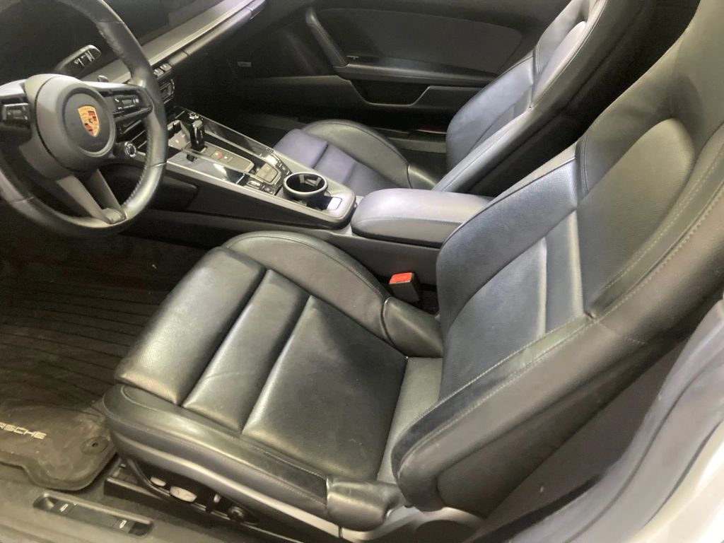 2020 Porsche 911 Carrera RWD