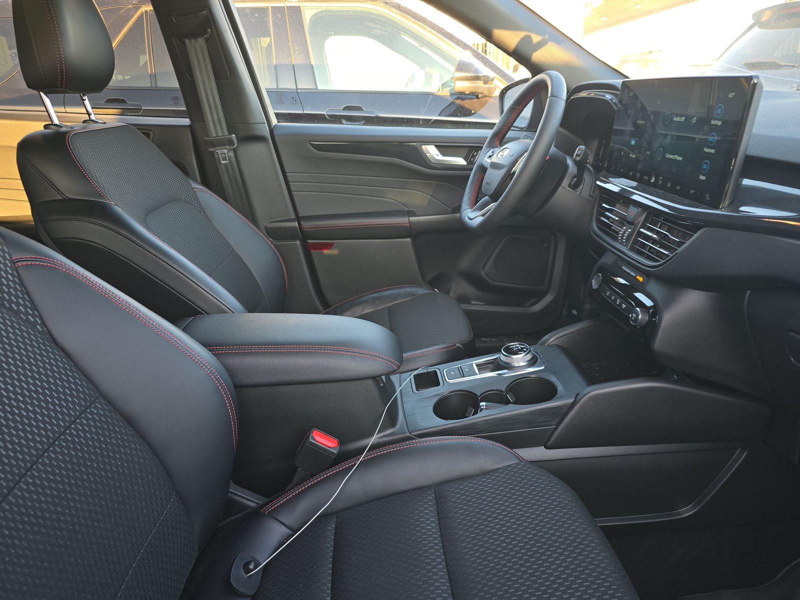 2025 Ford Escape ST-Line Select AWD