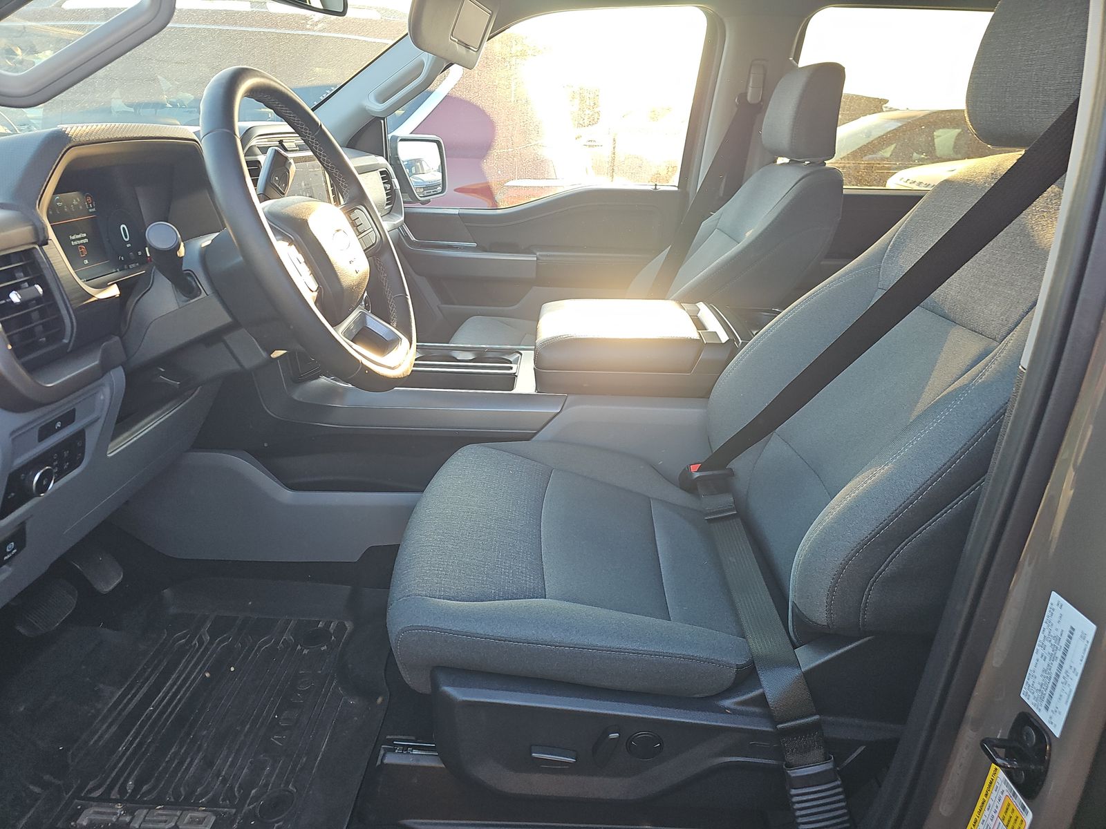 2025 Ford F-150 XLT AWD