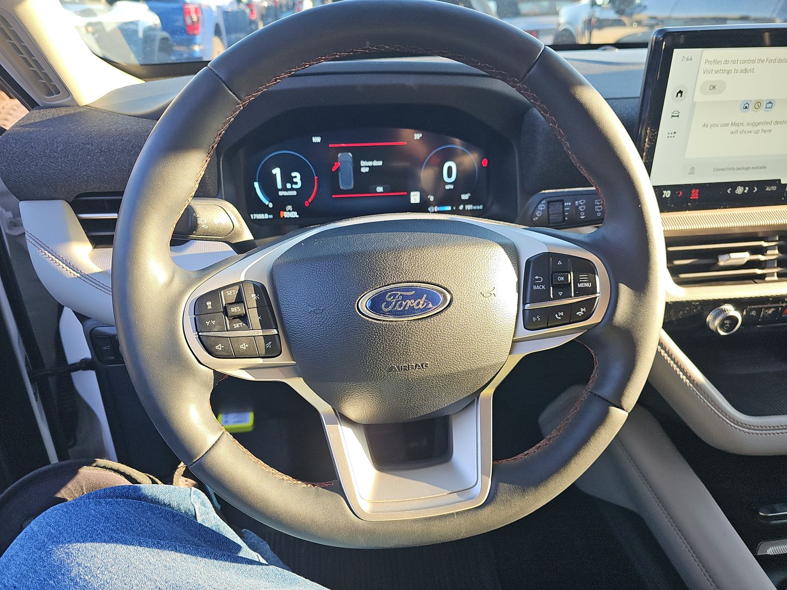 2025 Ford Explorer Active AWD