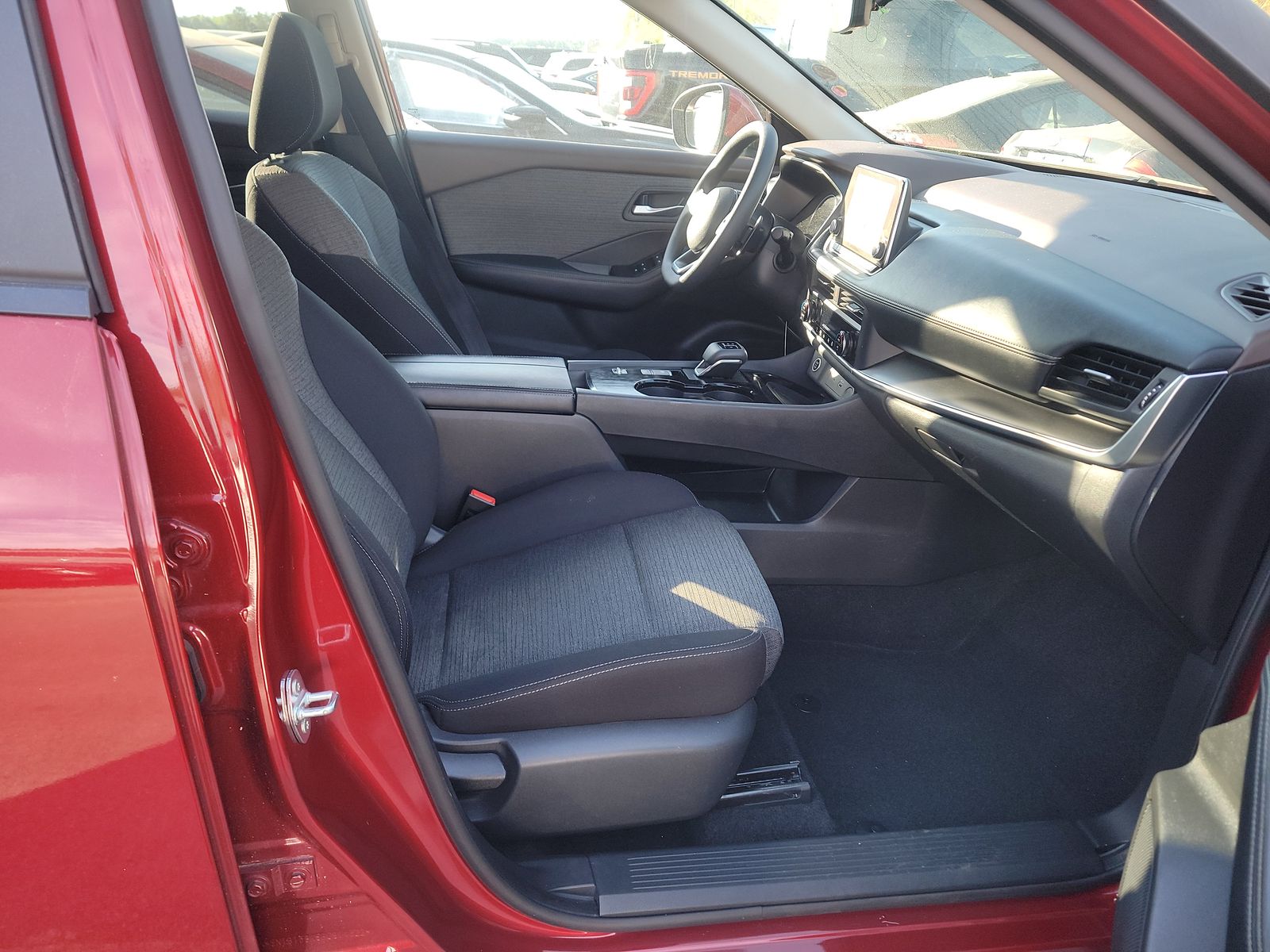 2023 Nissan Rogue SV FWD