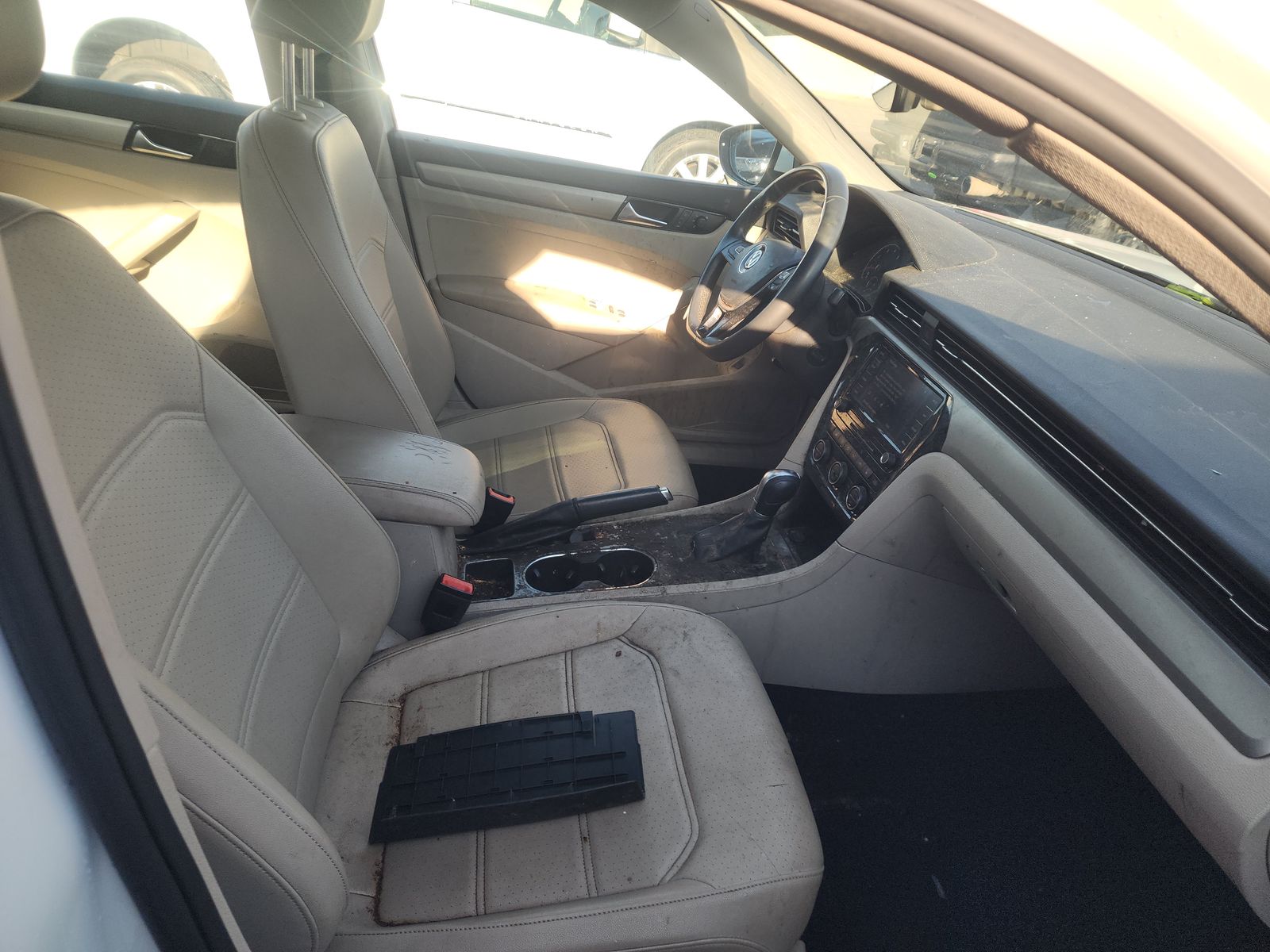 2021 Volkswagen Passat 2.0T SE FWD