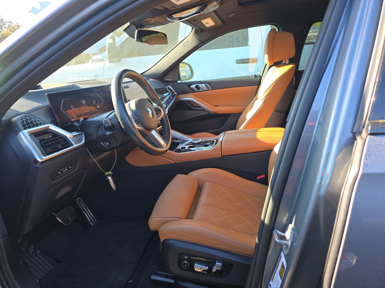 2025 BMW X6 xDrive40i AWD