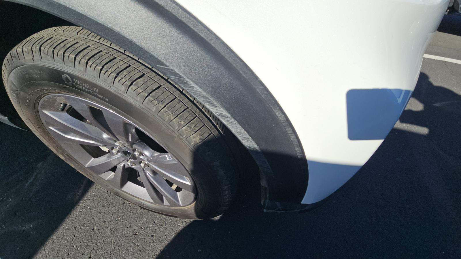 2025 Ford Explorer Active AWD