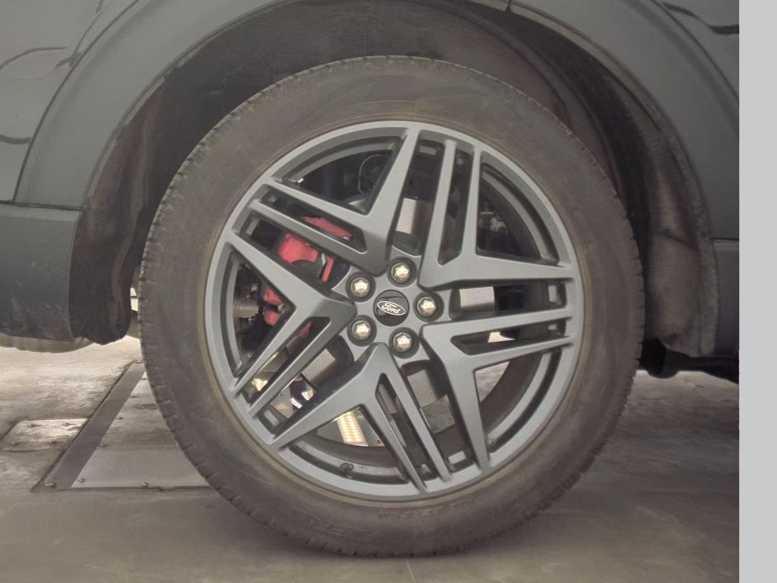 2025 Ford Explorer ST AWD