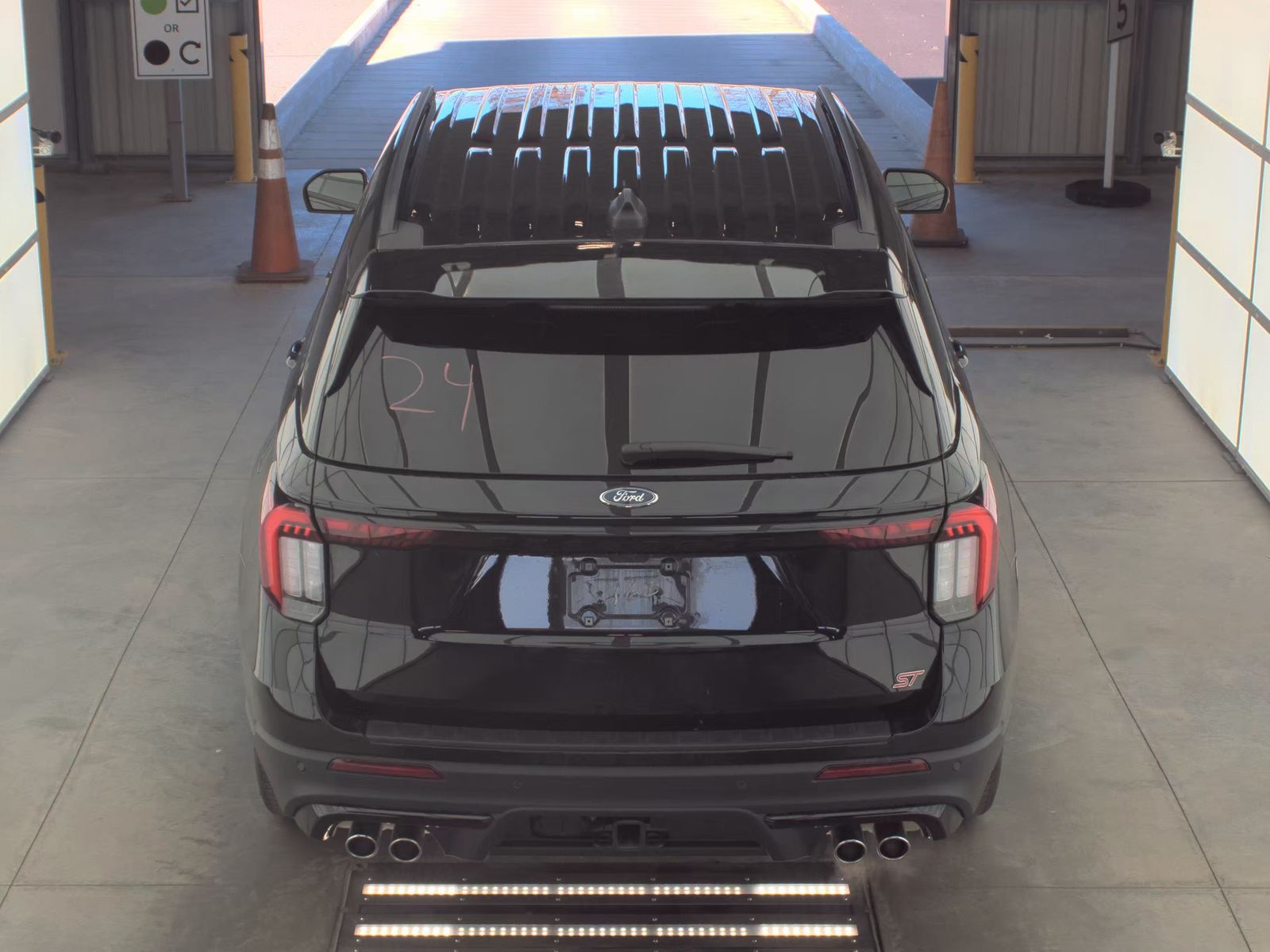 2025 Ford Explorer ST AWD