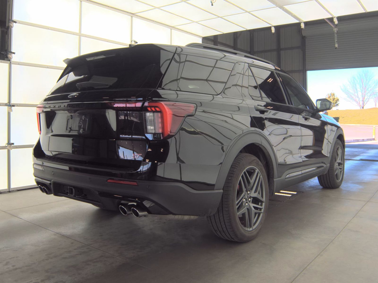 2025 Ford Explorer ST AWD