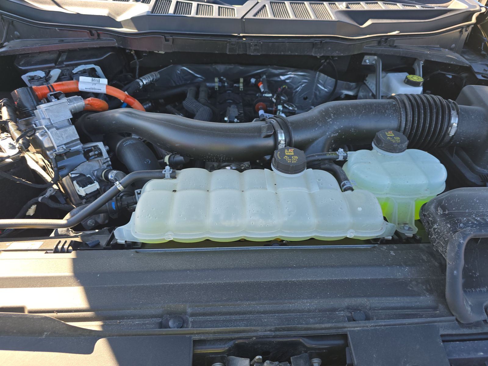 2025 Ford F-150 Hybrid XLT AWD