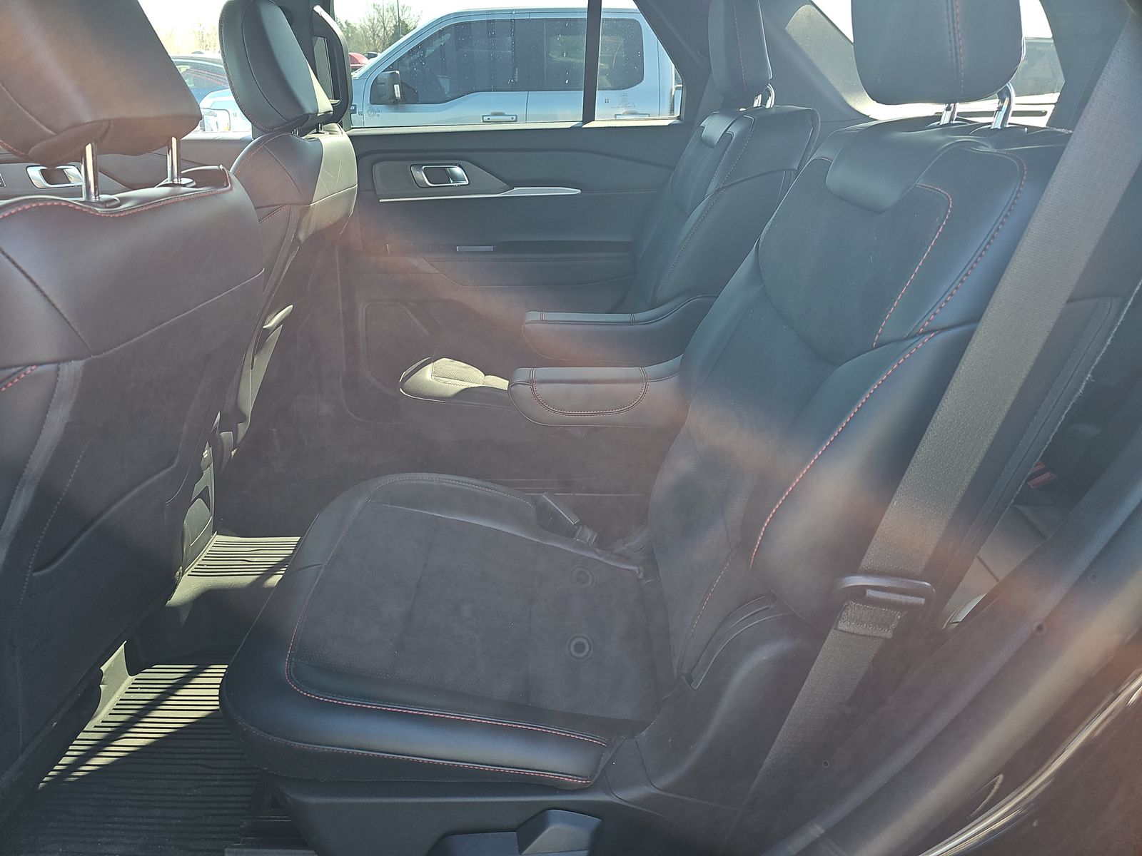 2025 Ford Explorer ST AWD