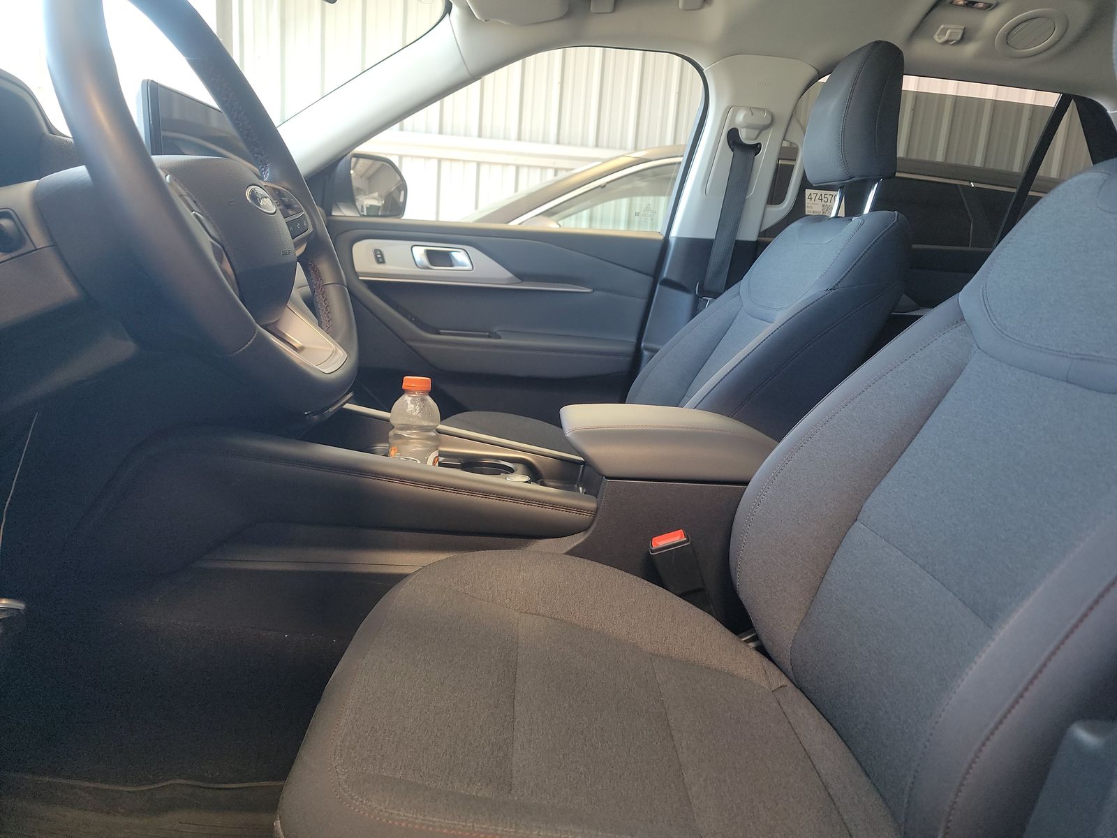 2025 Ford Explorer Active AWD