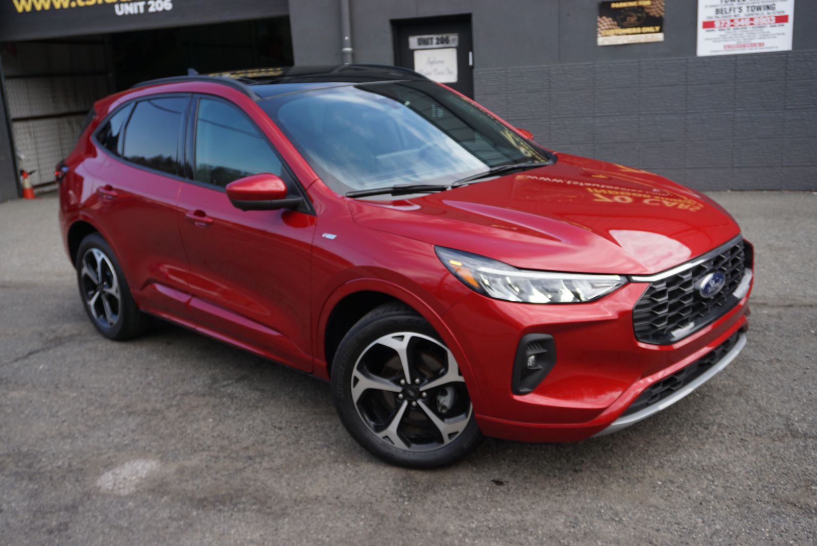 2023 Ford Escape ST-Line Select AWD