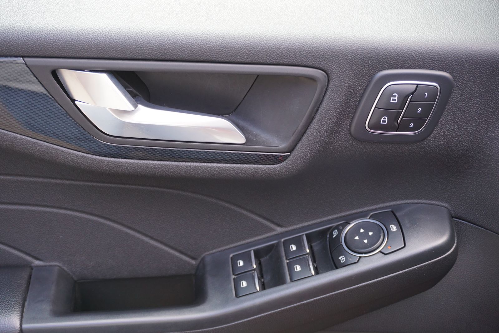 2023 Ford Escape ST-Line Select AWD