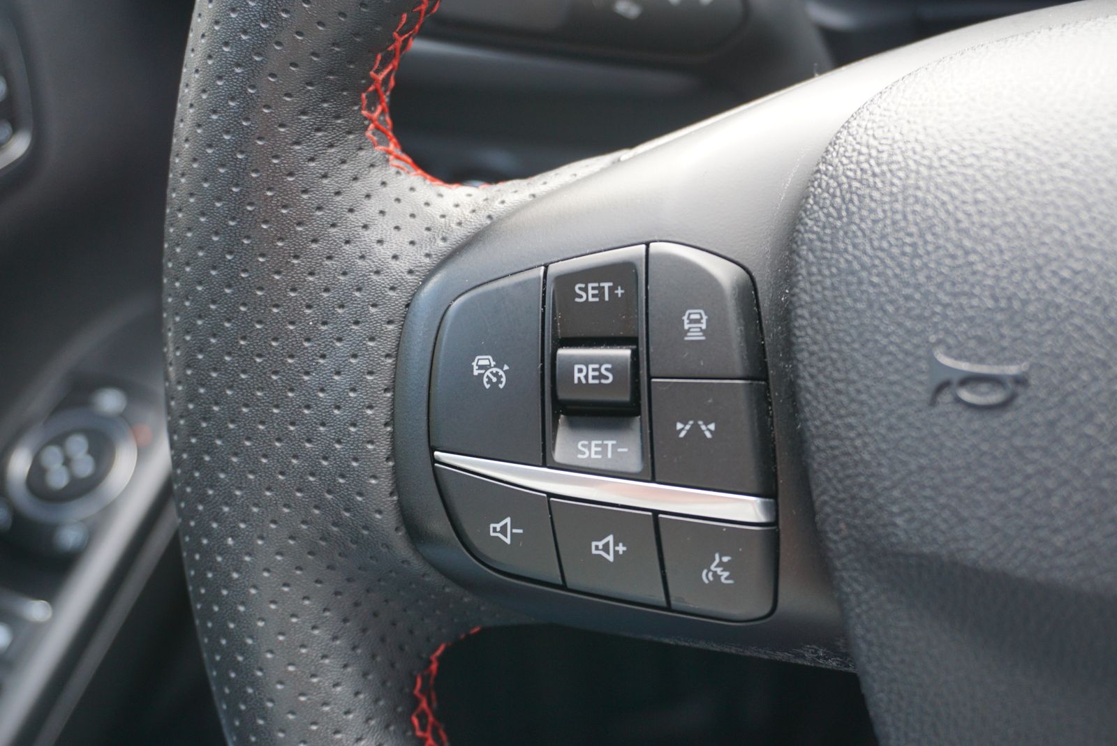 2023 Ford Escape ST-Line Select AWD