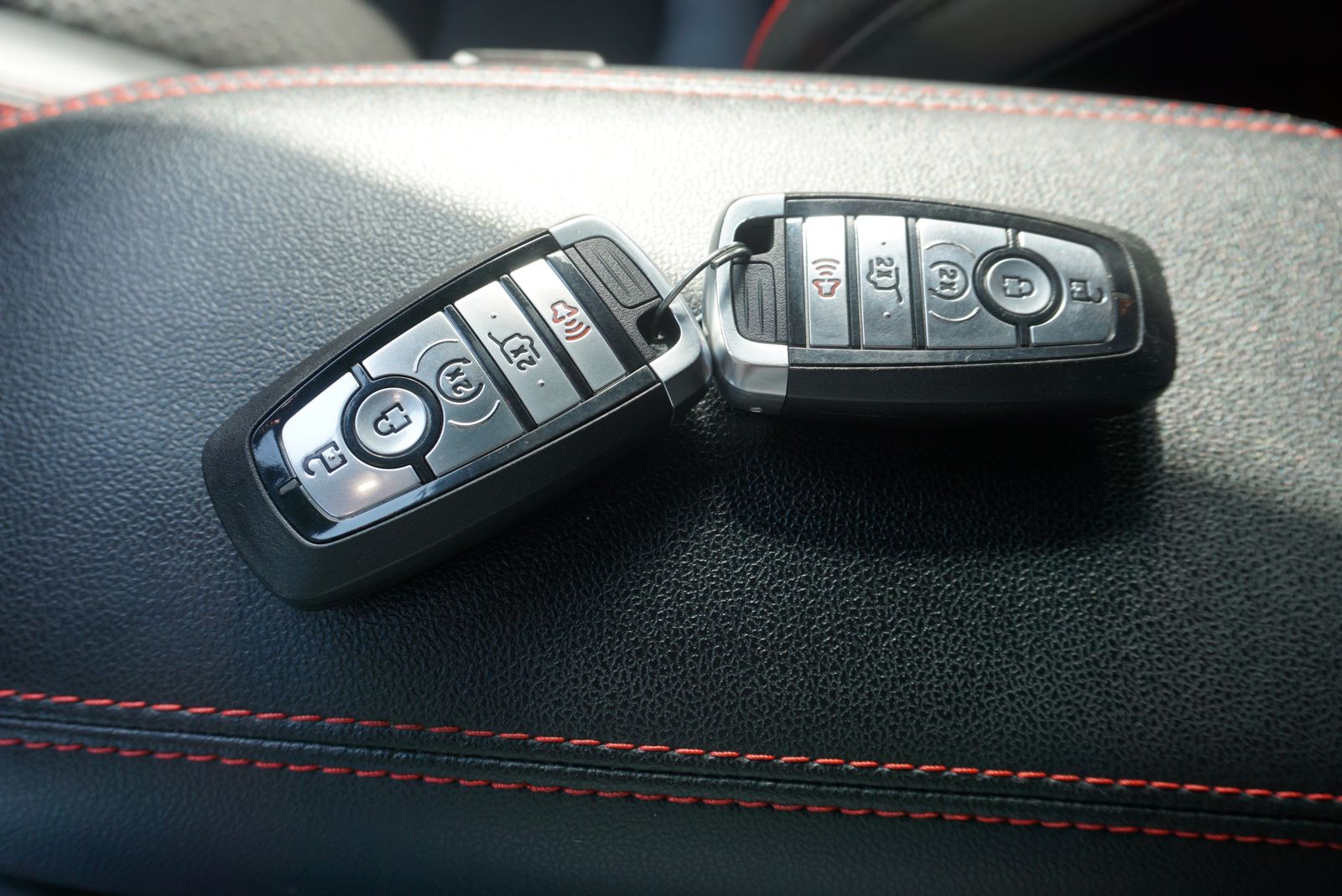 2023 Ford Escape ST-Line Select AWD