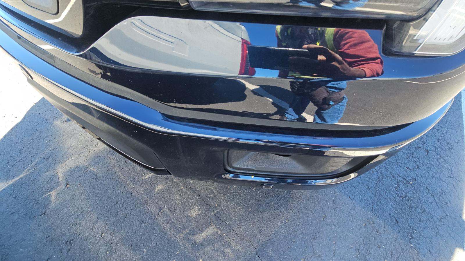 2025 Ford F-150 Lariat AWD