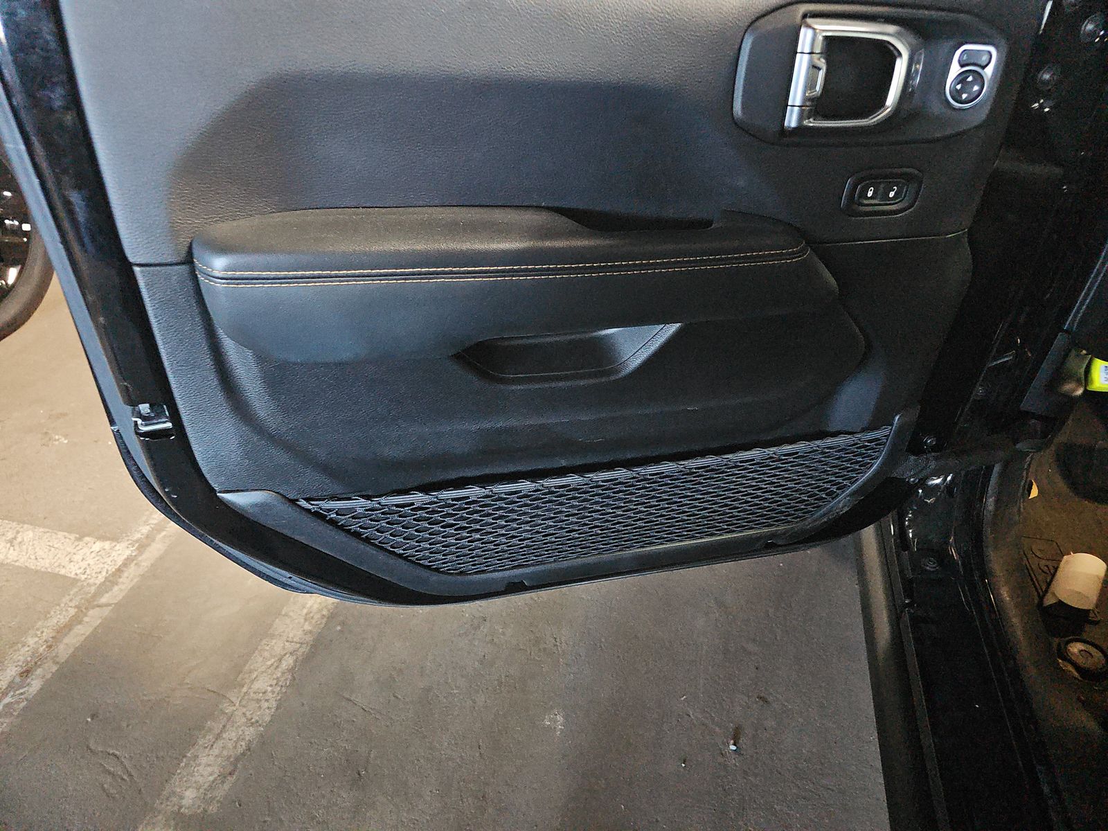 JEEP BACKCOUNTR - 10