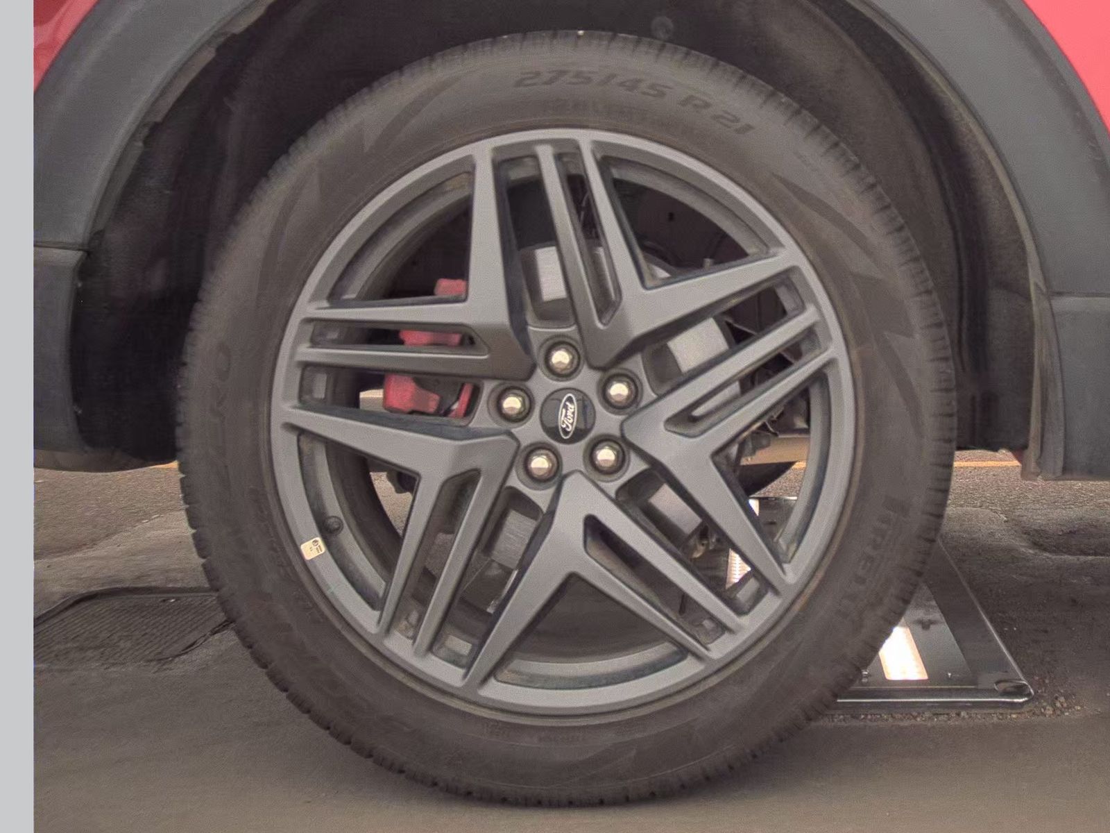 2025 Ford Explorer ST-Line AWD