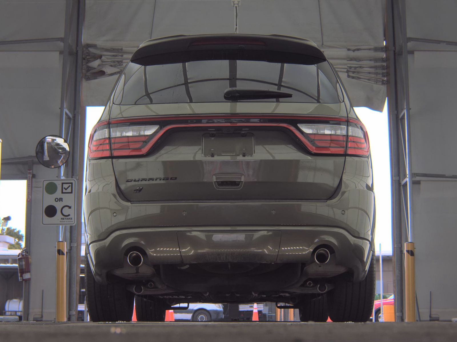 DODGE GT HEMI V8 - 8