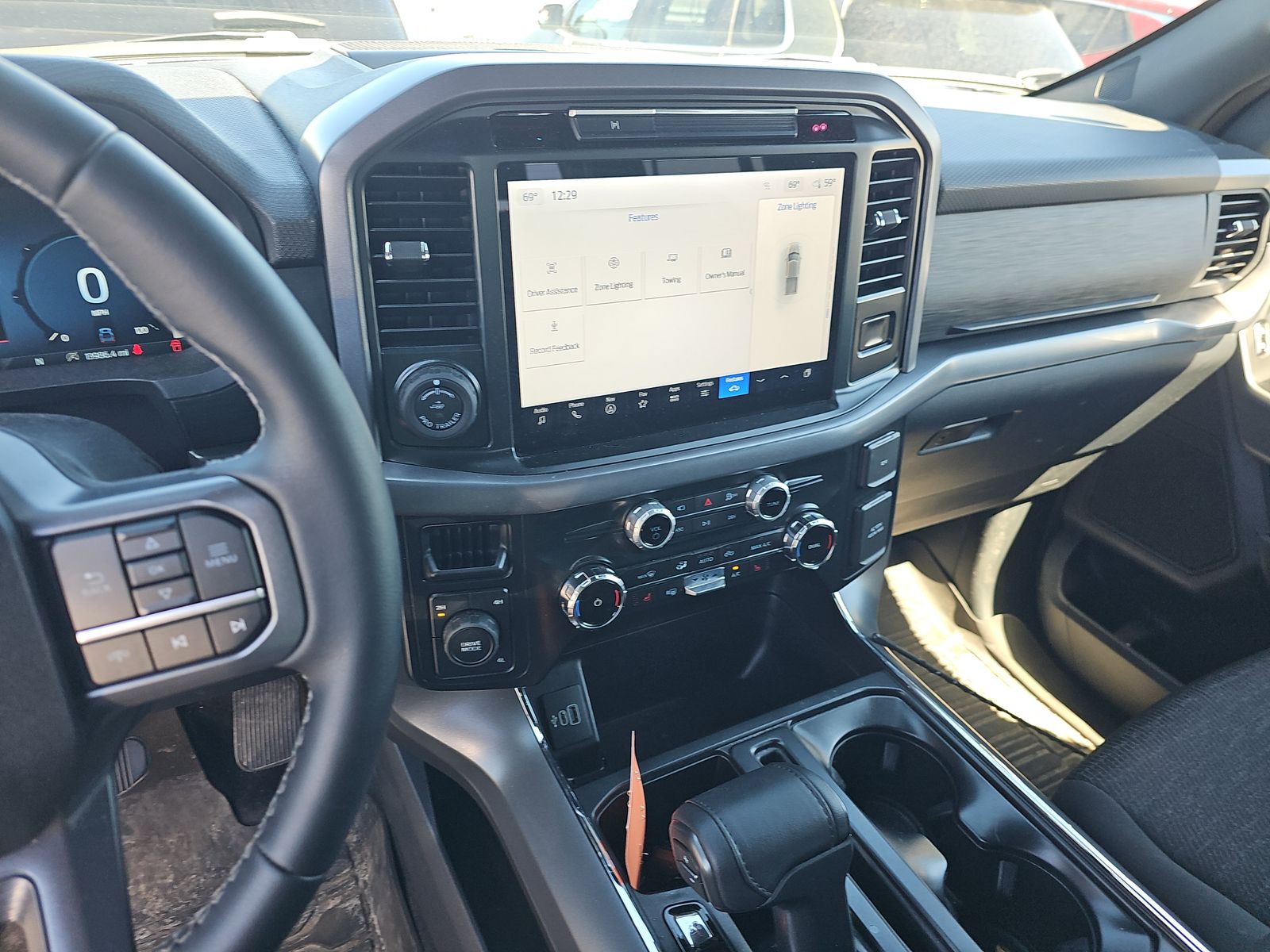 2025 Ford F-150 XLT AWD