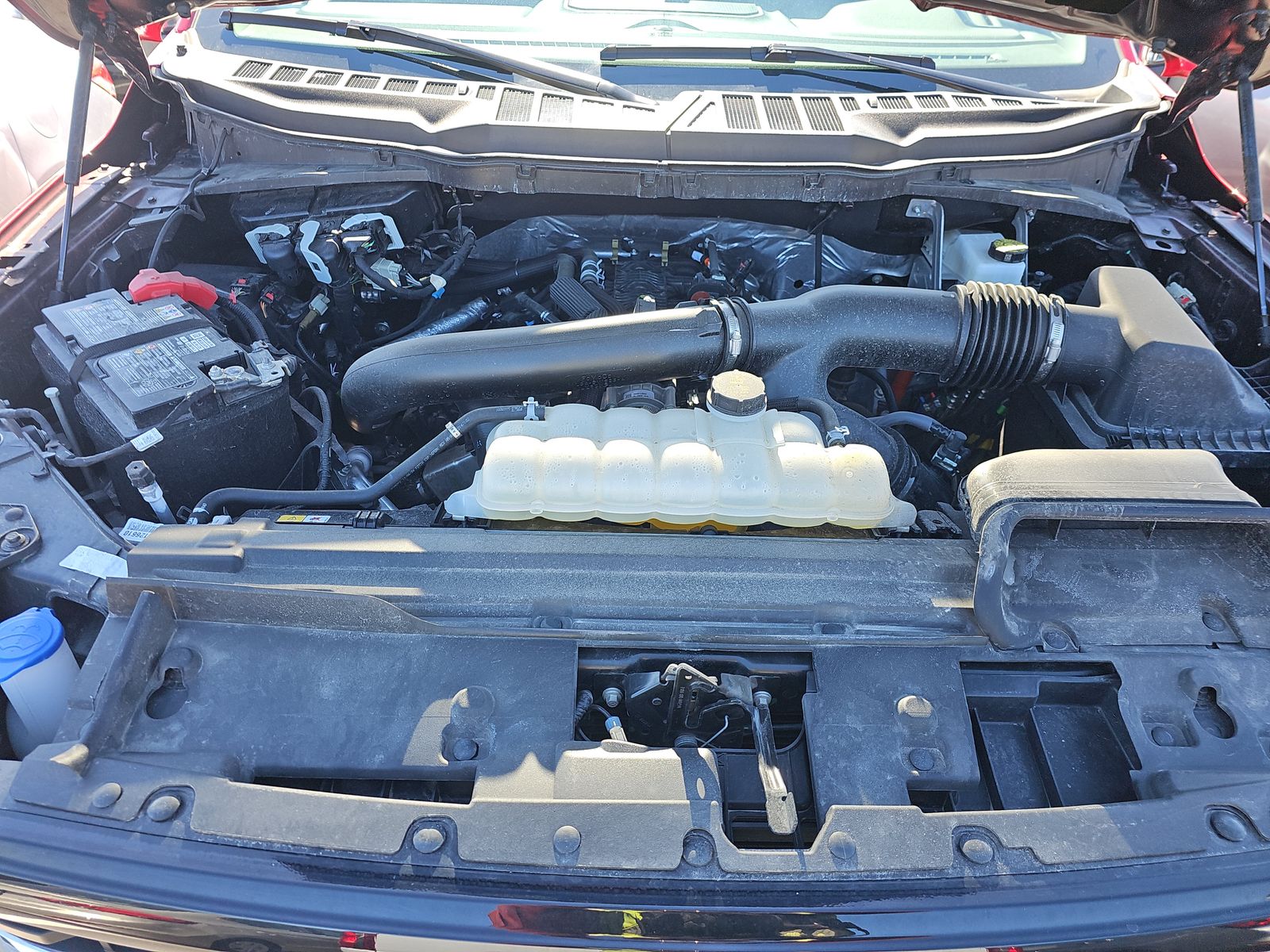 2025 Ford F-150 XLT AWD