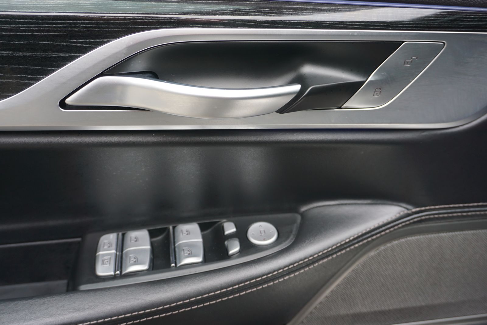 2020 BMW 7 Series 750i xDrive AWD