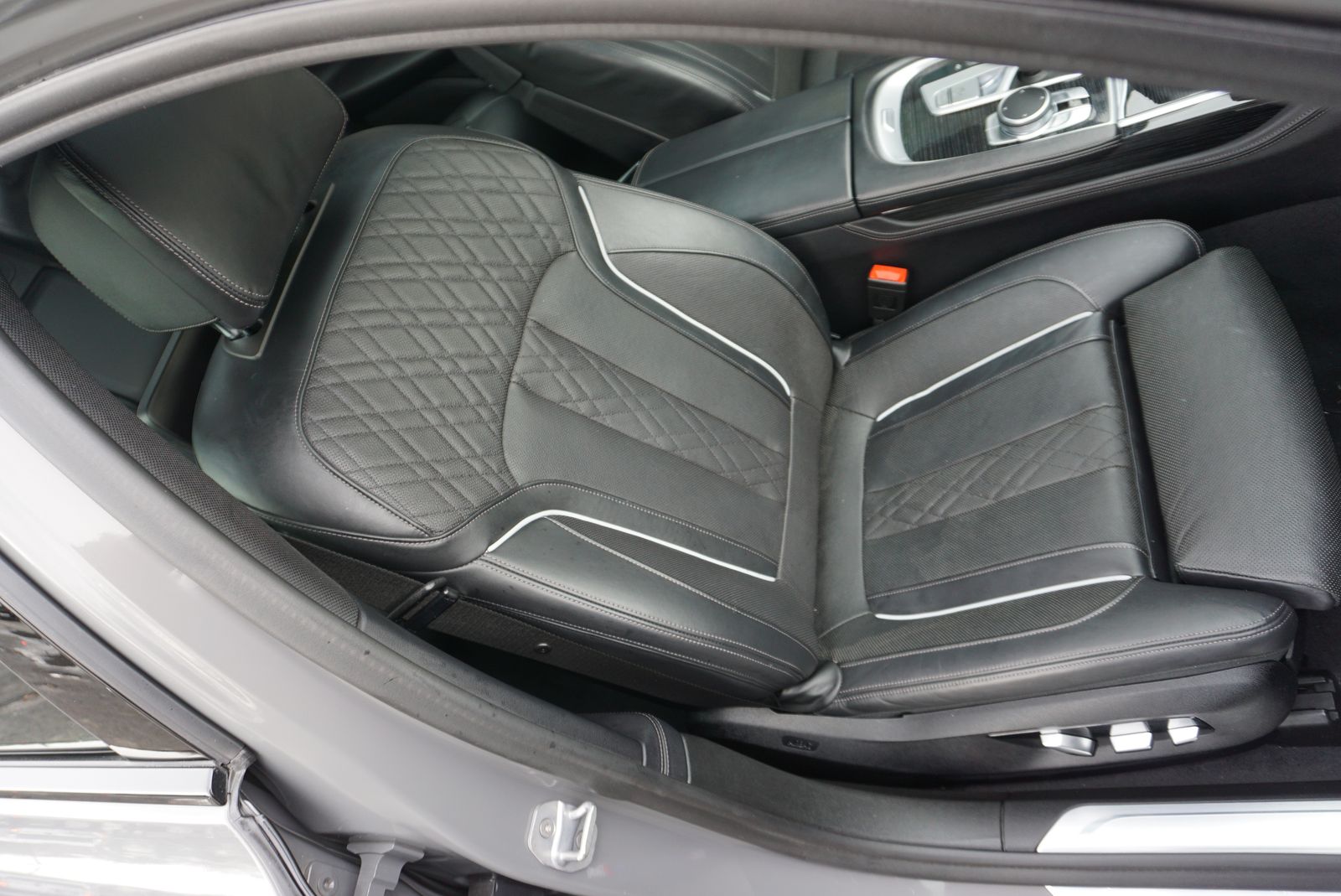 2020 BMW 7 Series 750i xDrive AWD