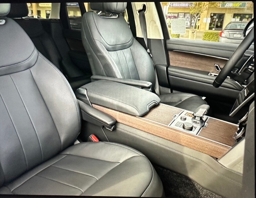 2023 Land Rover Range Rover SE AWD