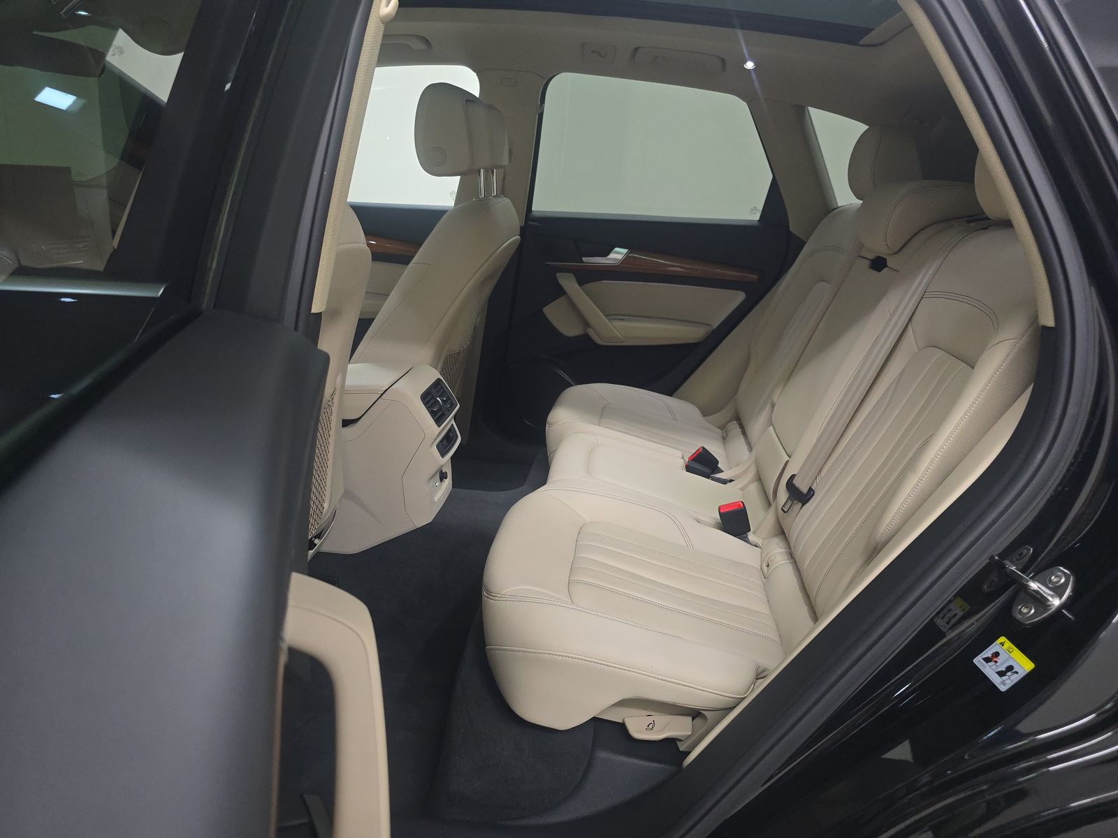 2023 Audi Q5 S line Premium AWD