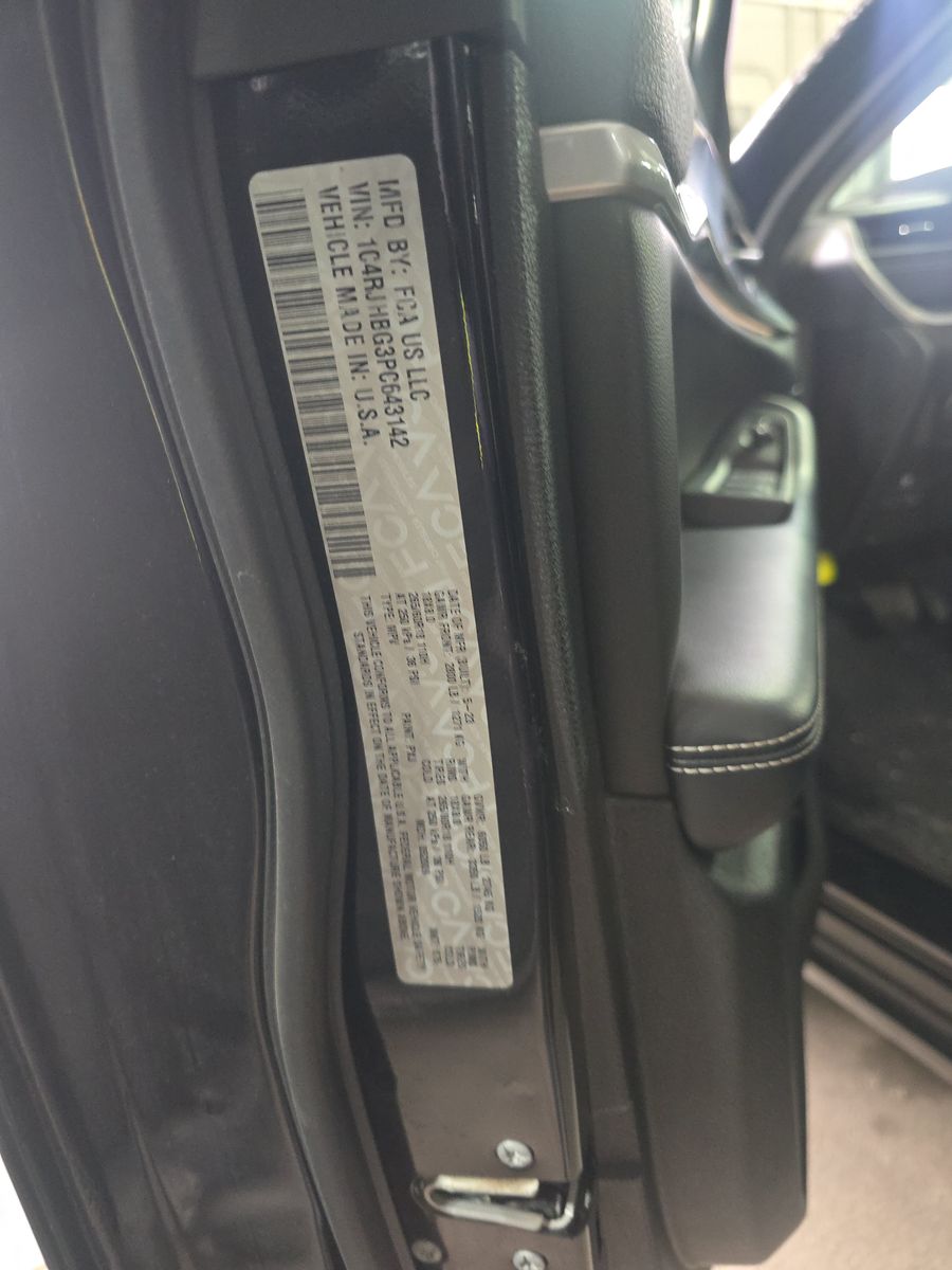 2023 Jeep Grand Cherokee Limited AWD