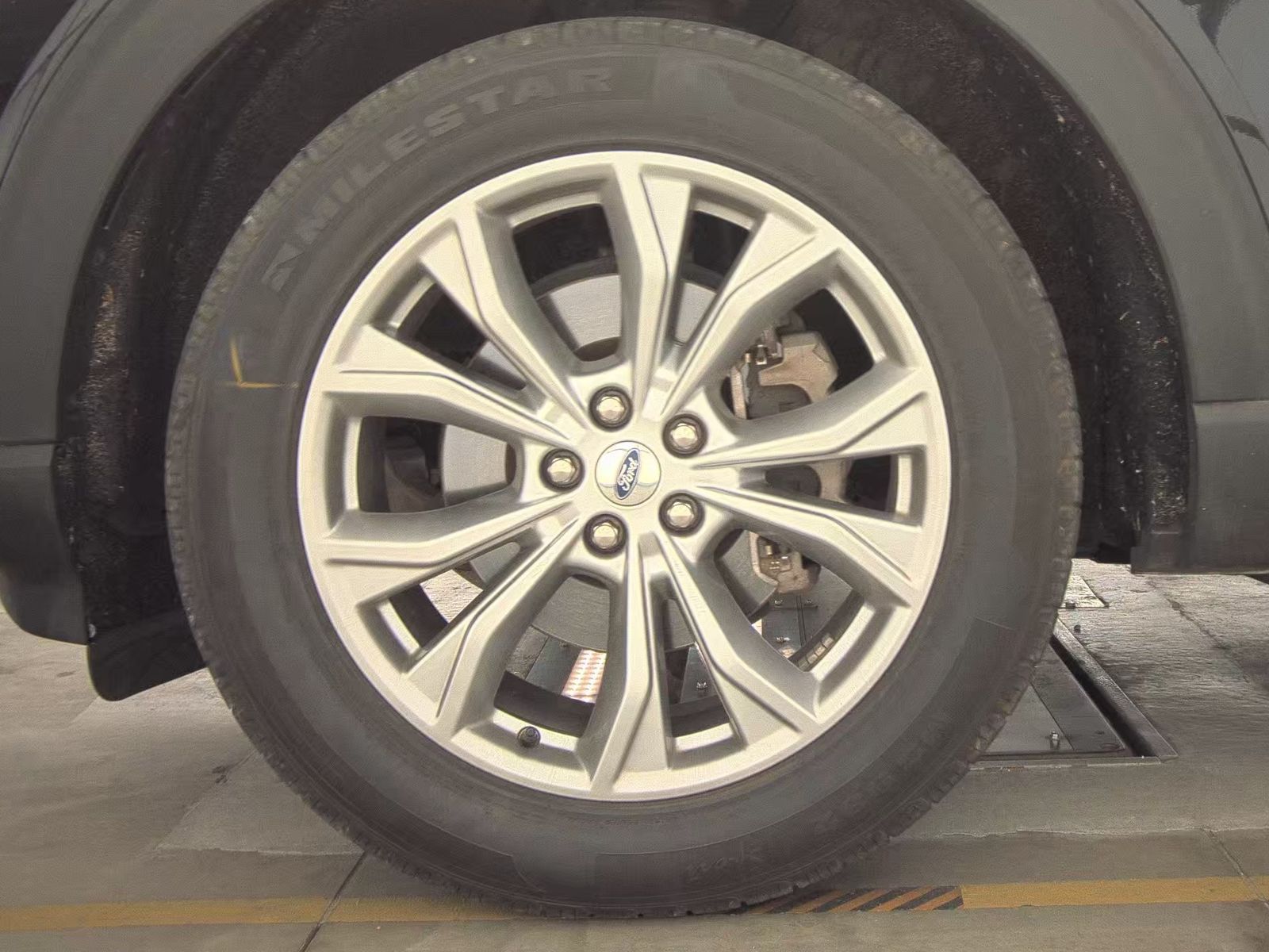 2021 Ford Explorer XLT AWD