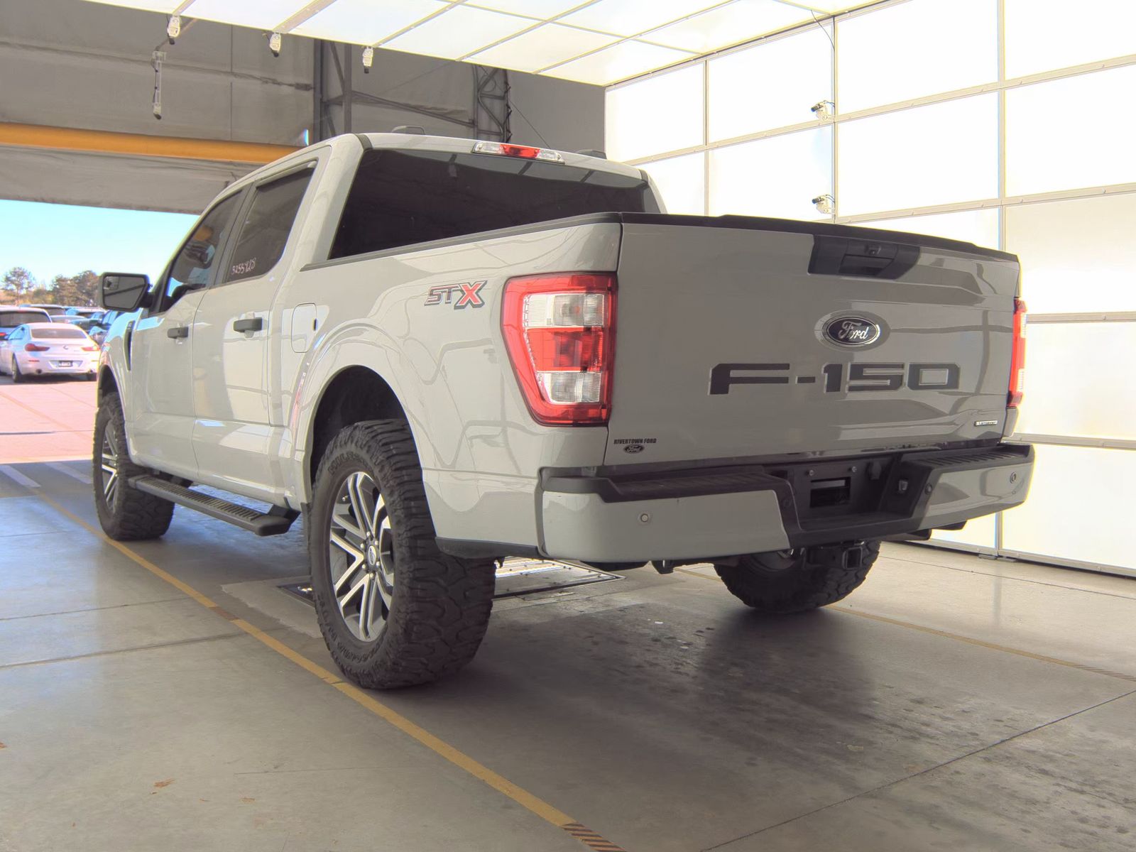 2023 Ford F-150 XL RWD