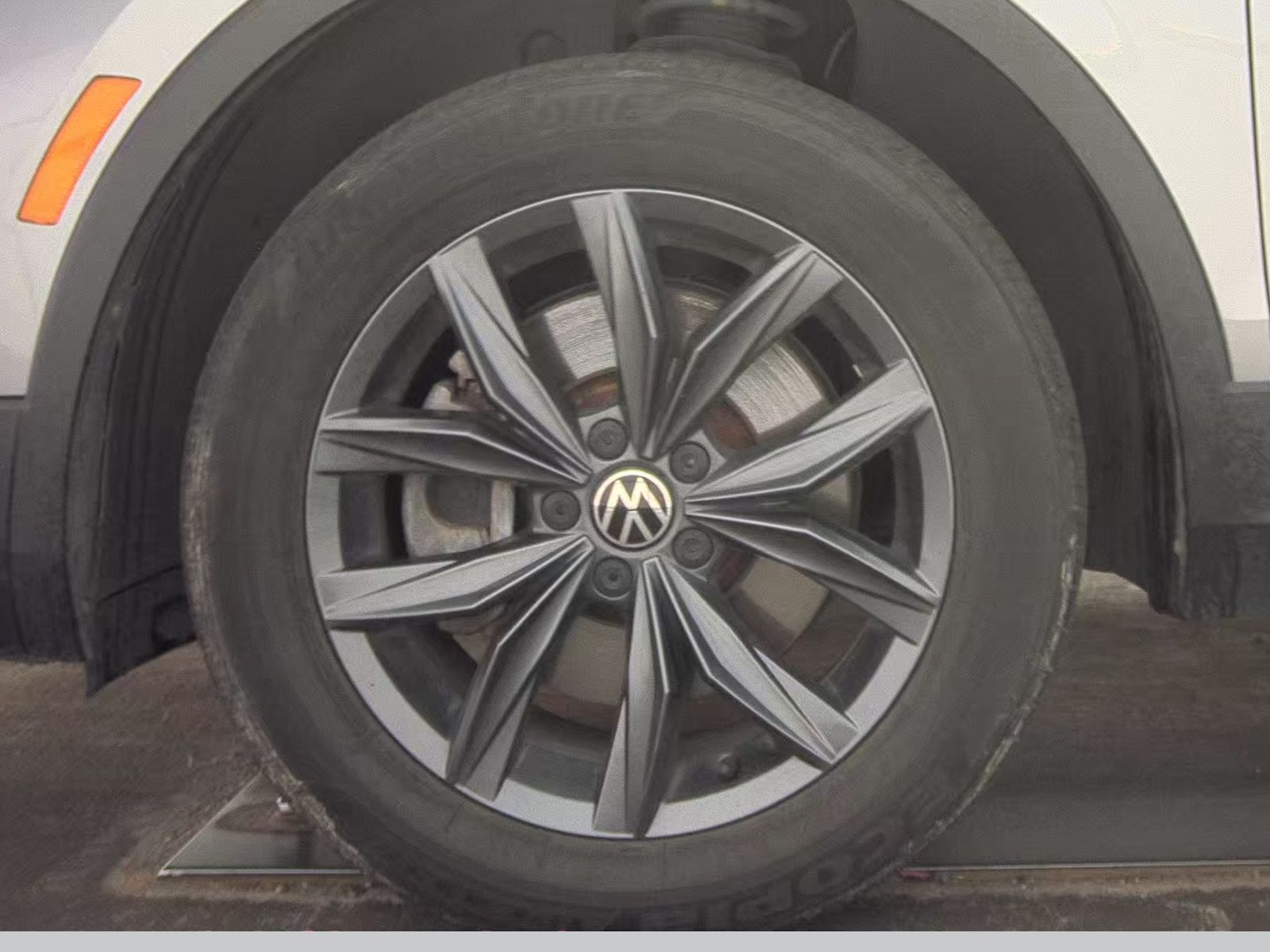 2023 Volkswagen Tiguan 2.0T SE AWD