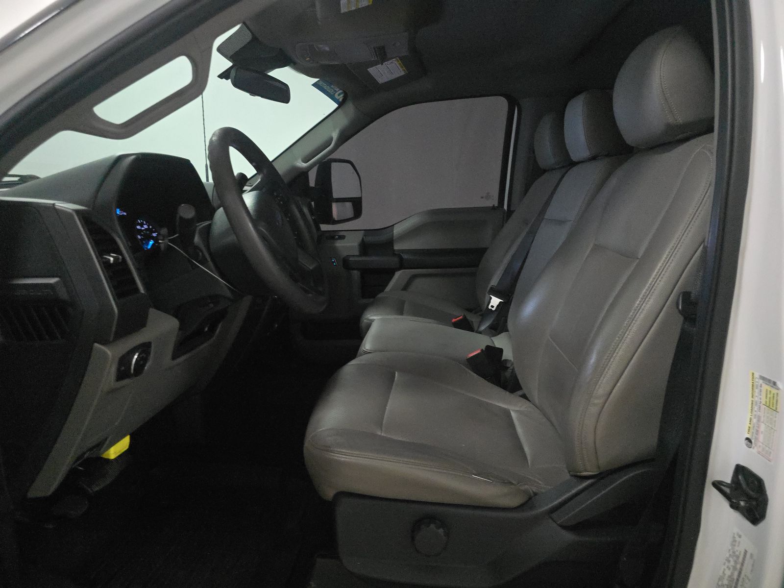 FORD F-450 - 8